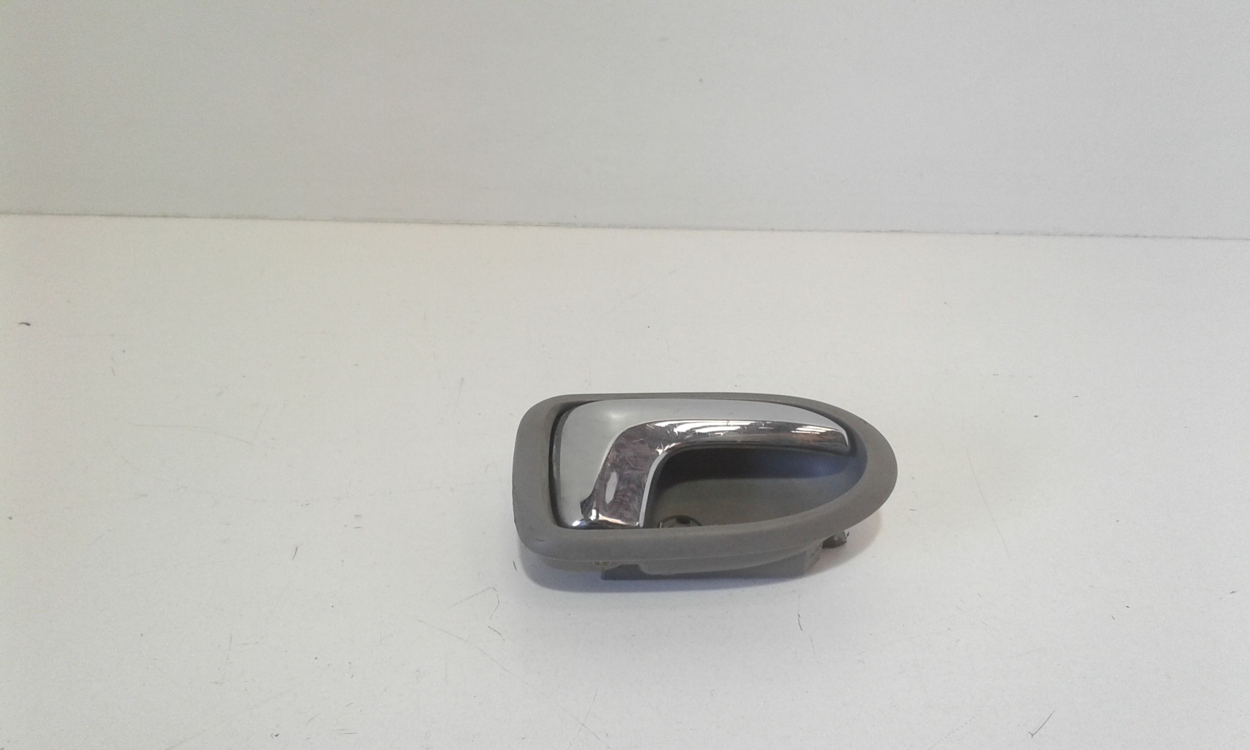 Maniglia interna anteriore Sinistra MAZDA Premacy 1 Serie