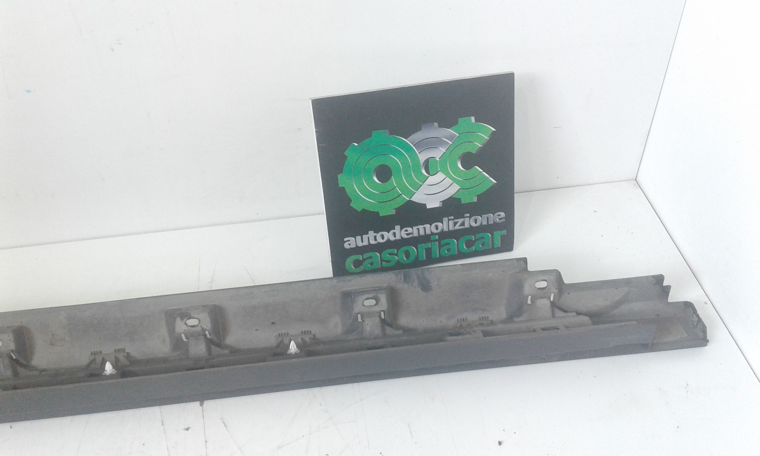 Minigonna Laterale Destra VOLKSWAGEN Passat Berlina 5 Serie