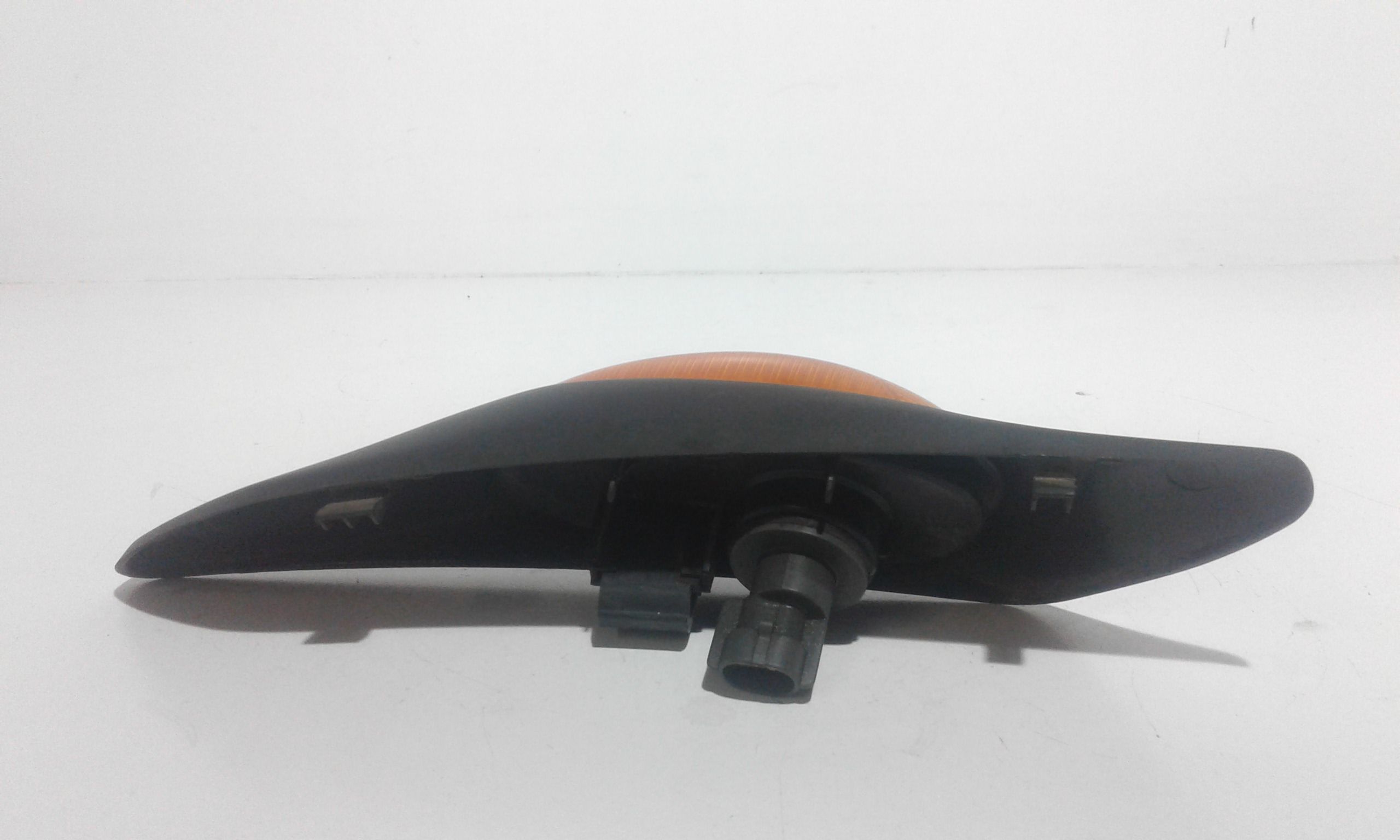 Freccia DX parafango IVECO Daily 3 Serie