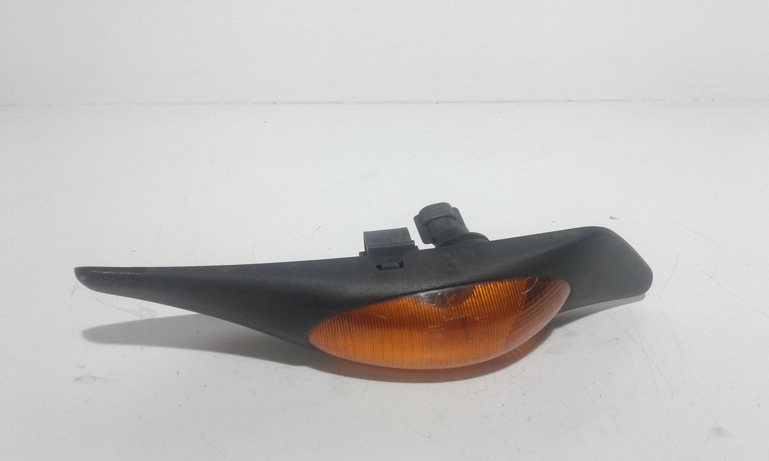 Freccia DX parafango IVECO Daily 3 Serie