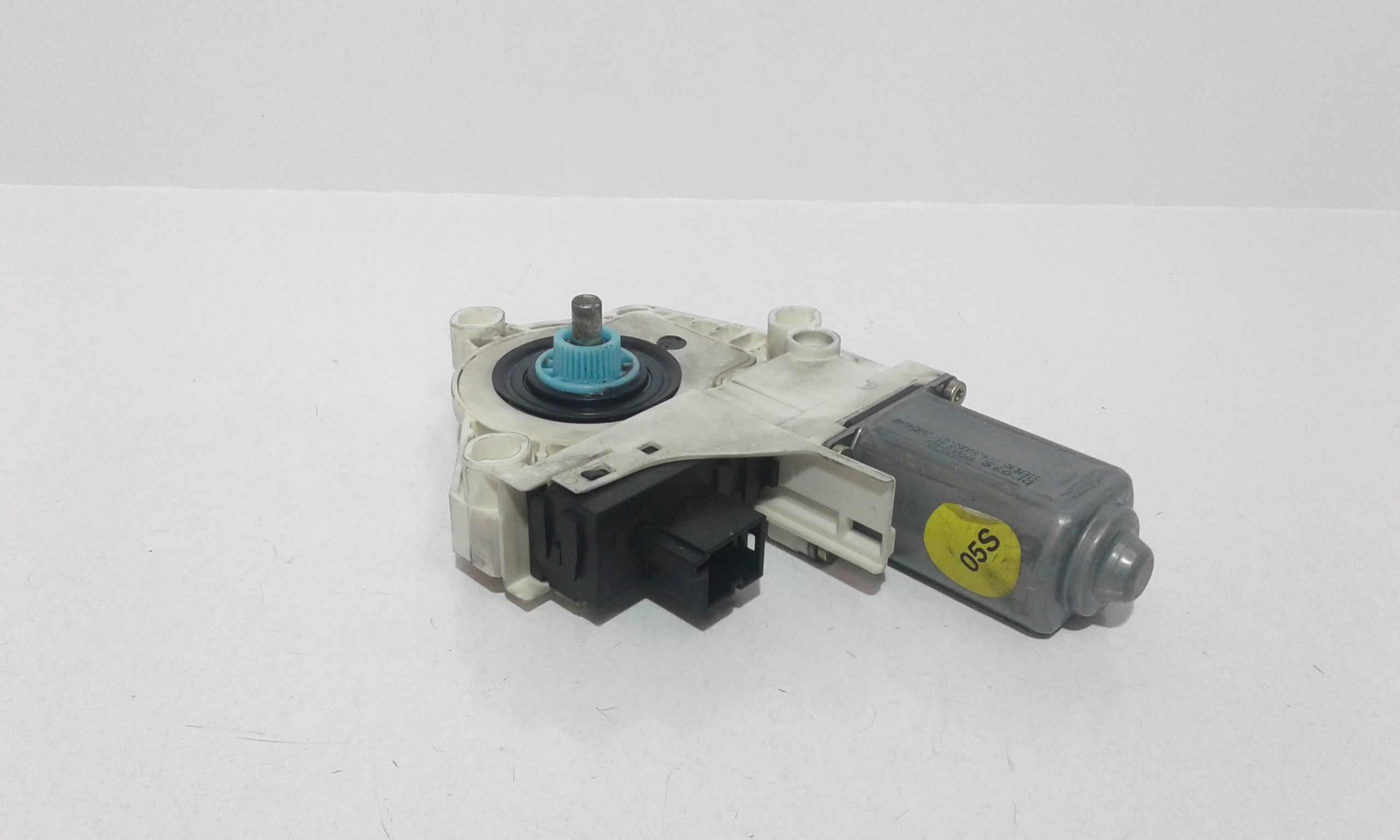 Motorino Alzavetro anteriore Sinistro AUDI A6 Berlina 2 Serie