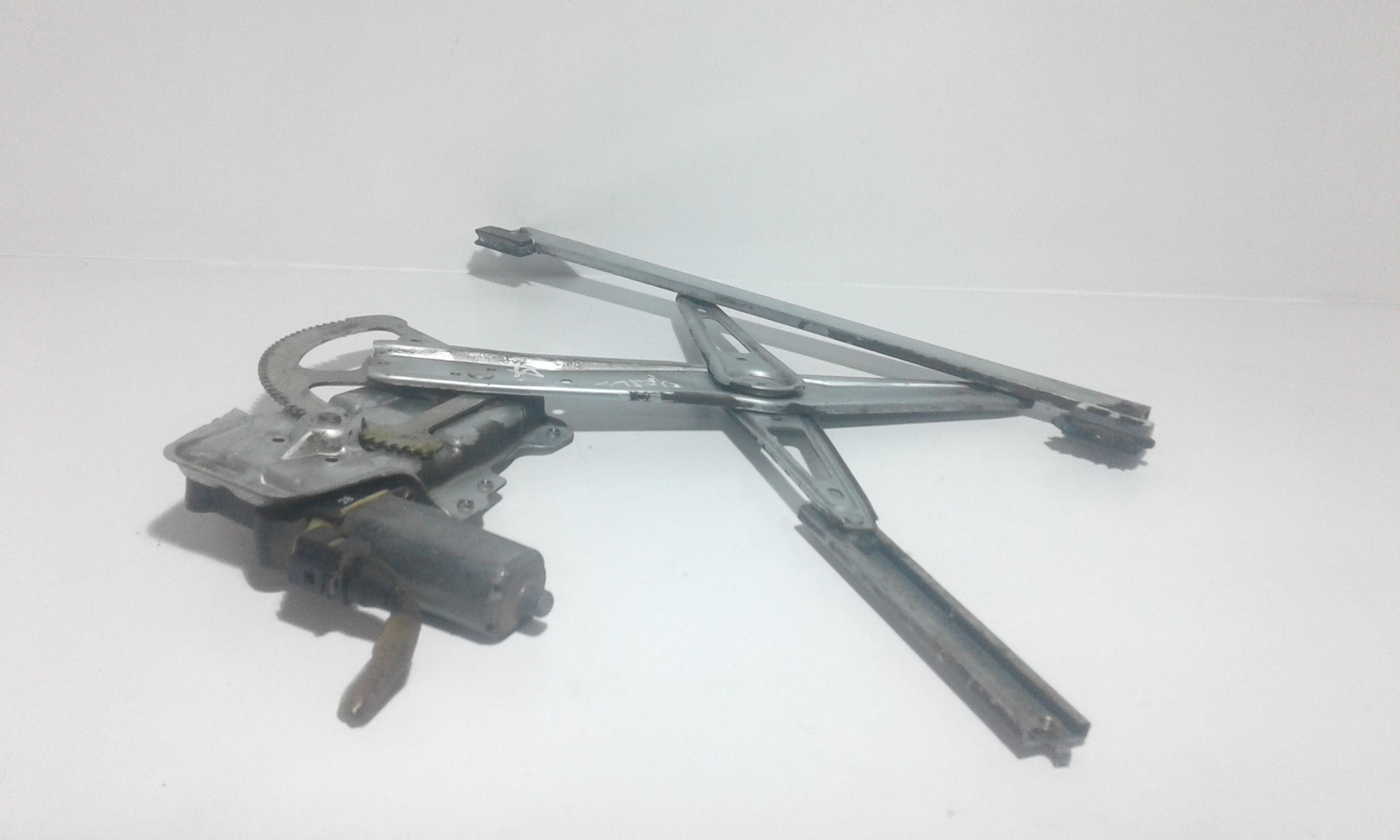 Cremagliera anteriore destra passeggero TOYOTA Yaris 2 Serie