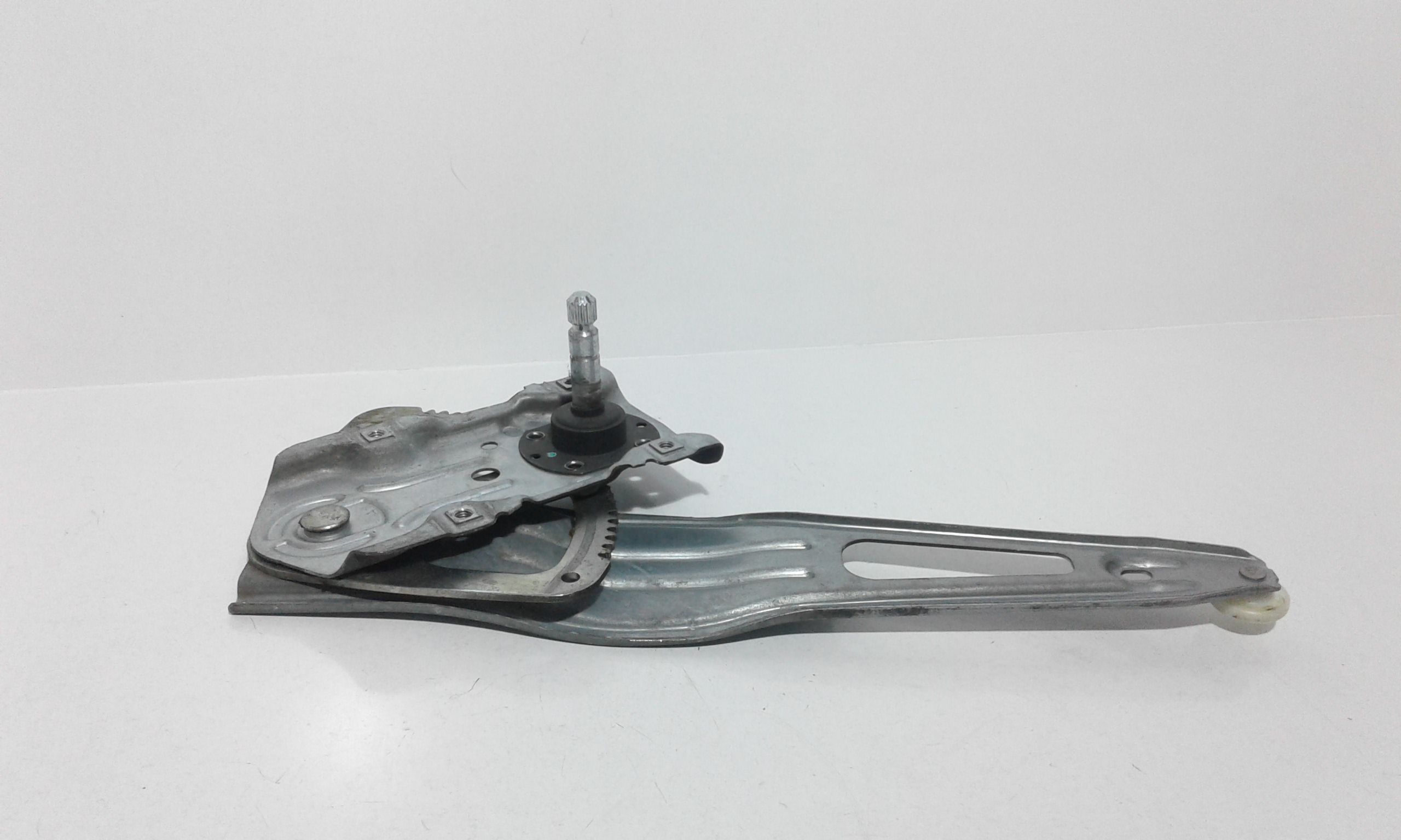 Cremagliera posteriore sinistro guida TOYOTA Yaris 3 Serie