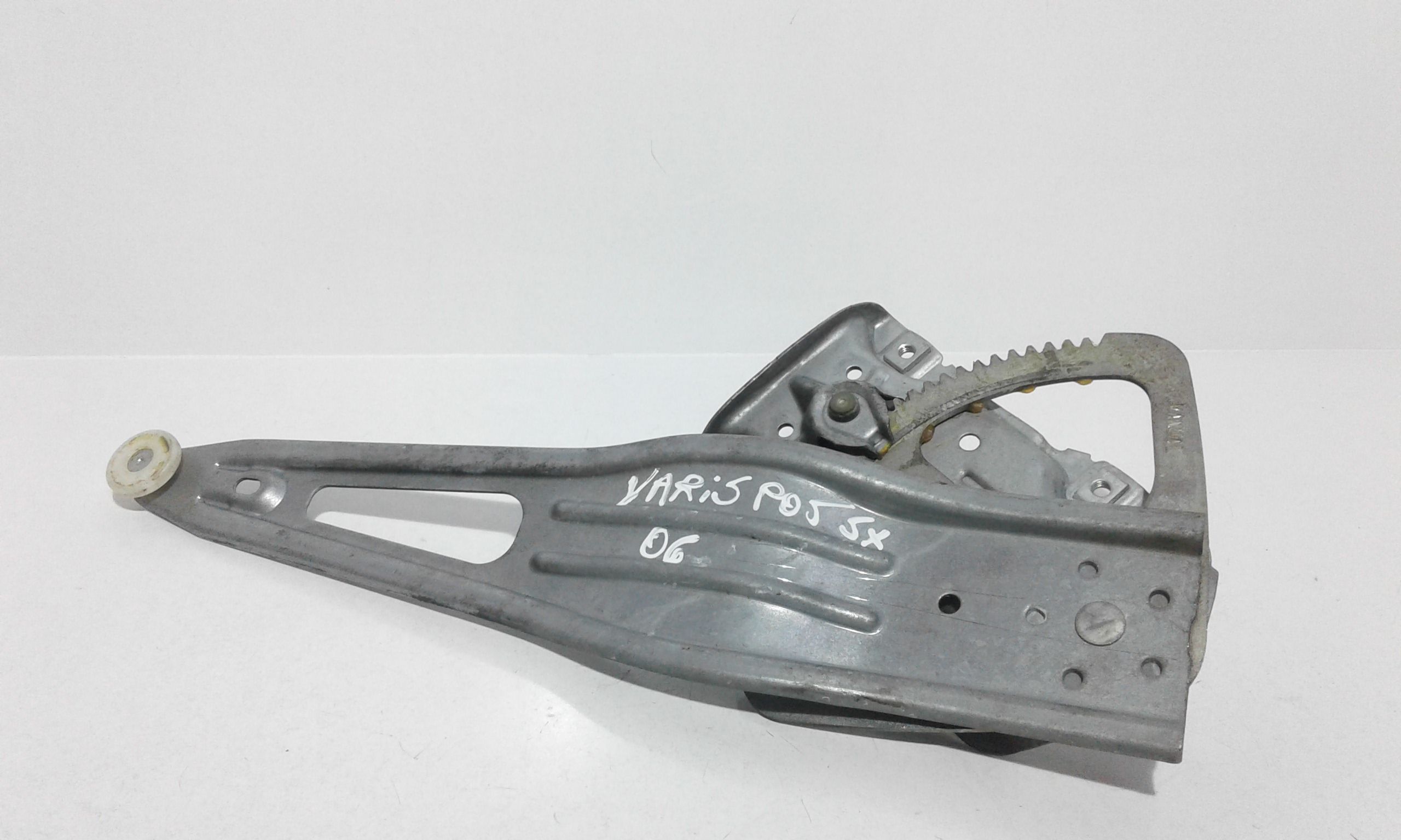 Cremagliera posteriore sinistro guida TOYOTA Yaris 3 Serie