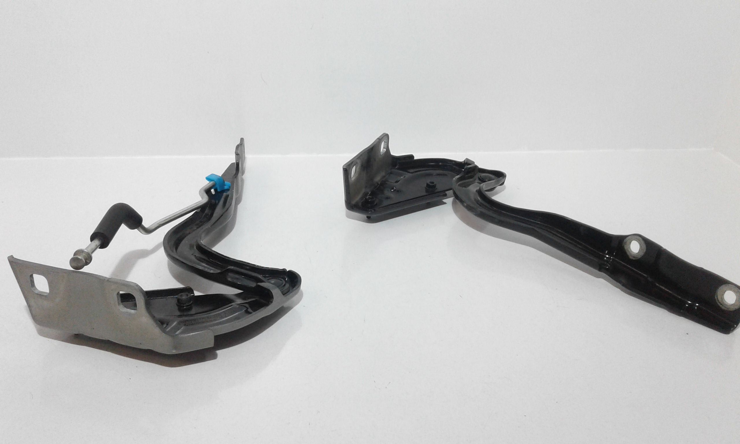 Cerniere cofano anteriore dx e sx LANCIA Ypsilon 4 Serie