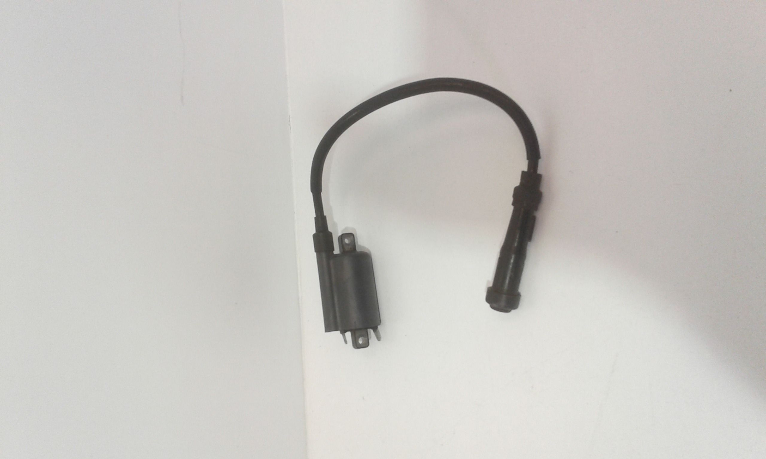 Bobina Aprilia Leonardo 150cc