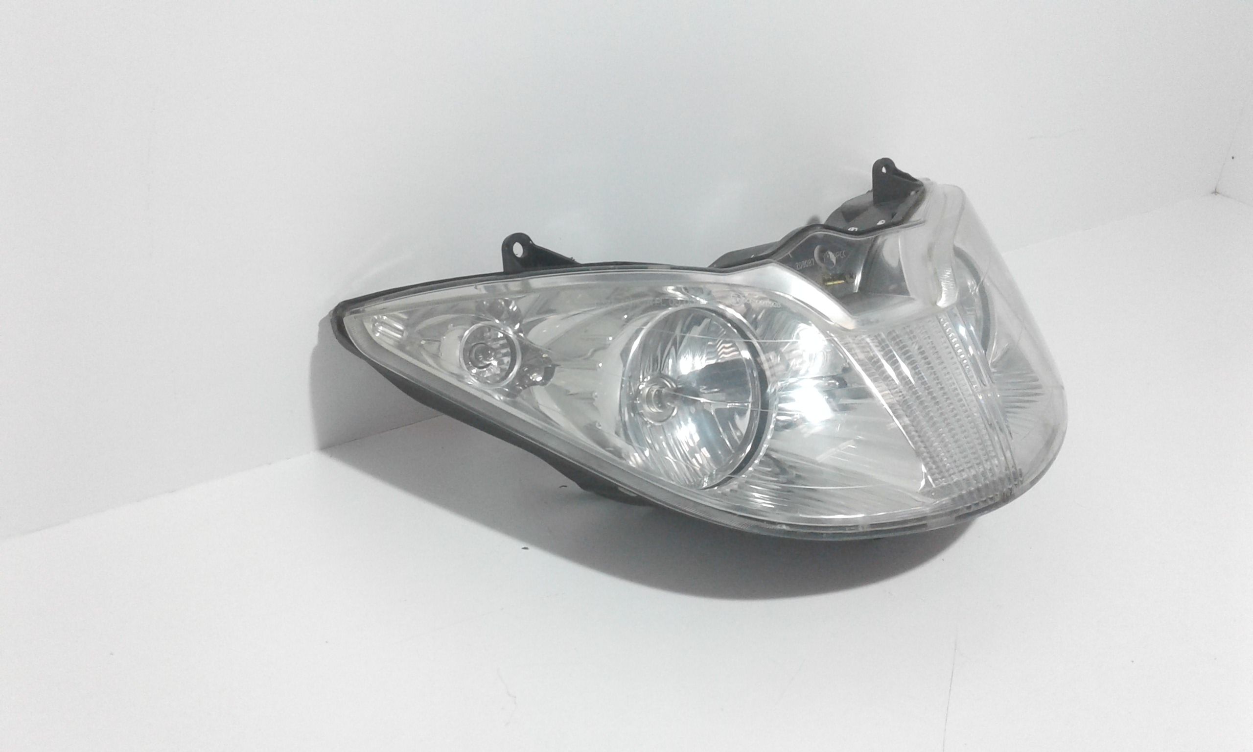 Faro anteriore PIAGGIO X8 200cc