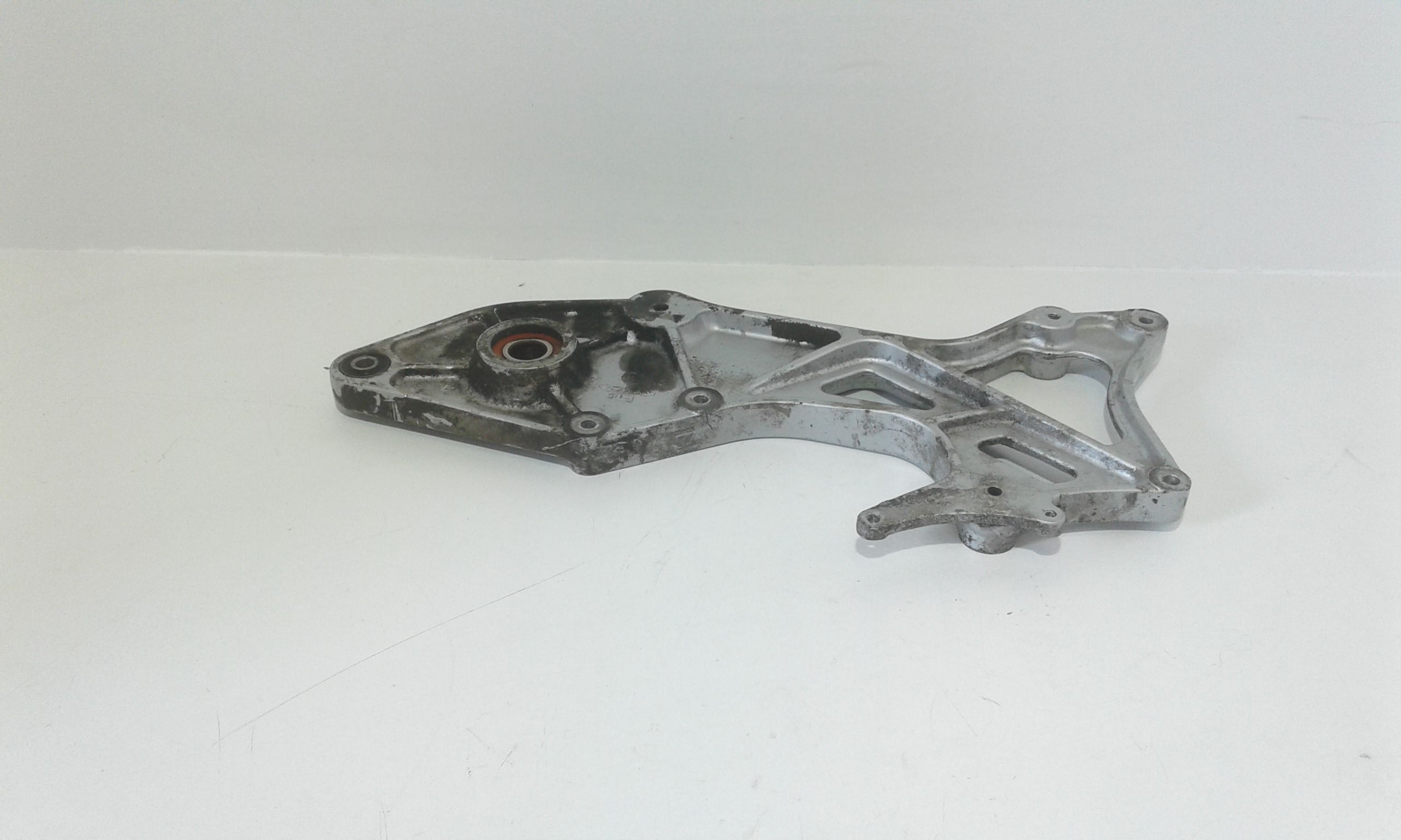 Staffa supporto marmitta Kymco People 125