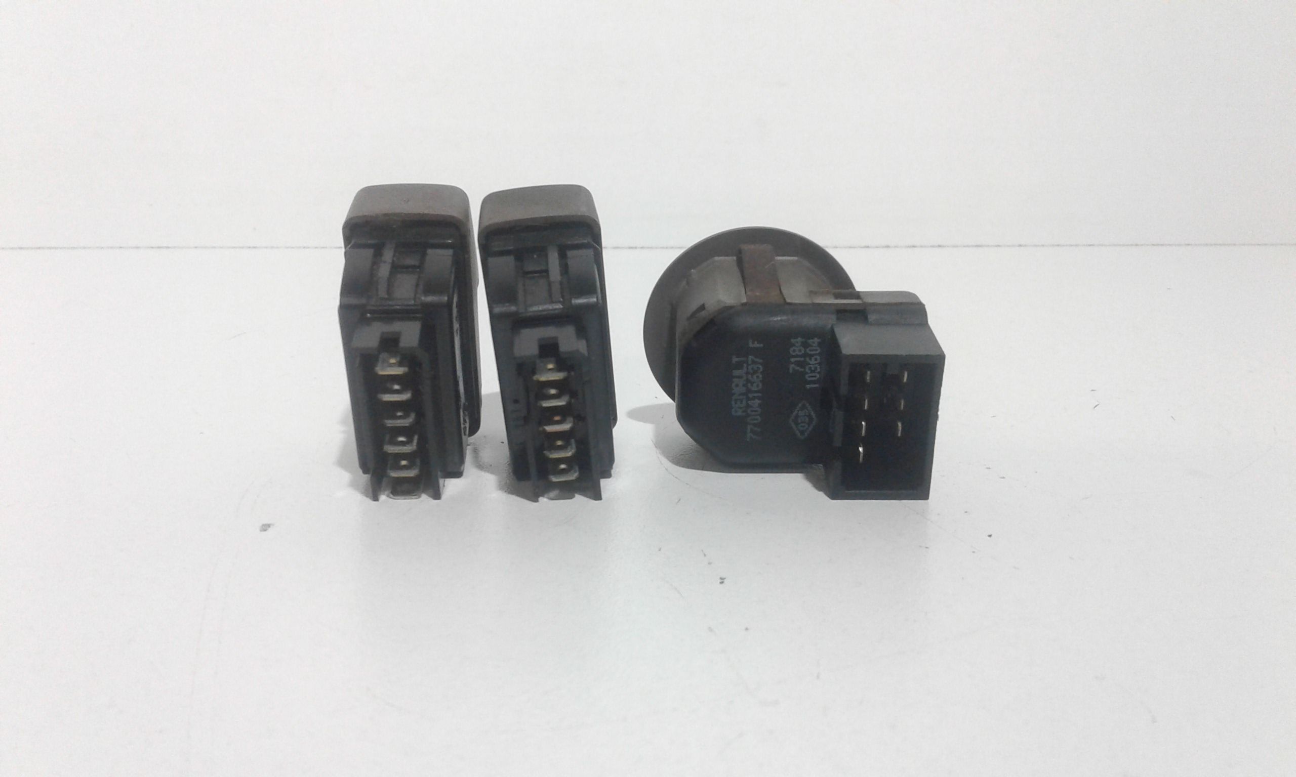 Pulsantiera Anteriore Sinistra Guida RENAULT Clio 2