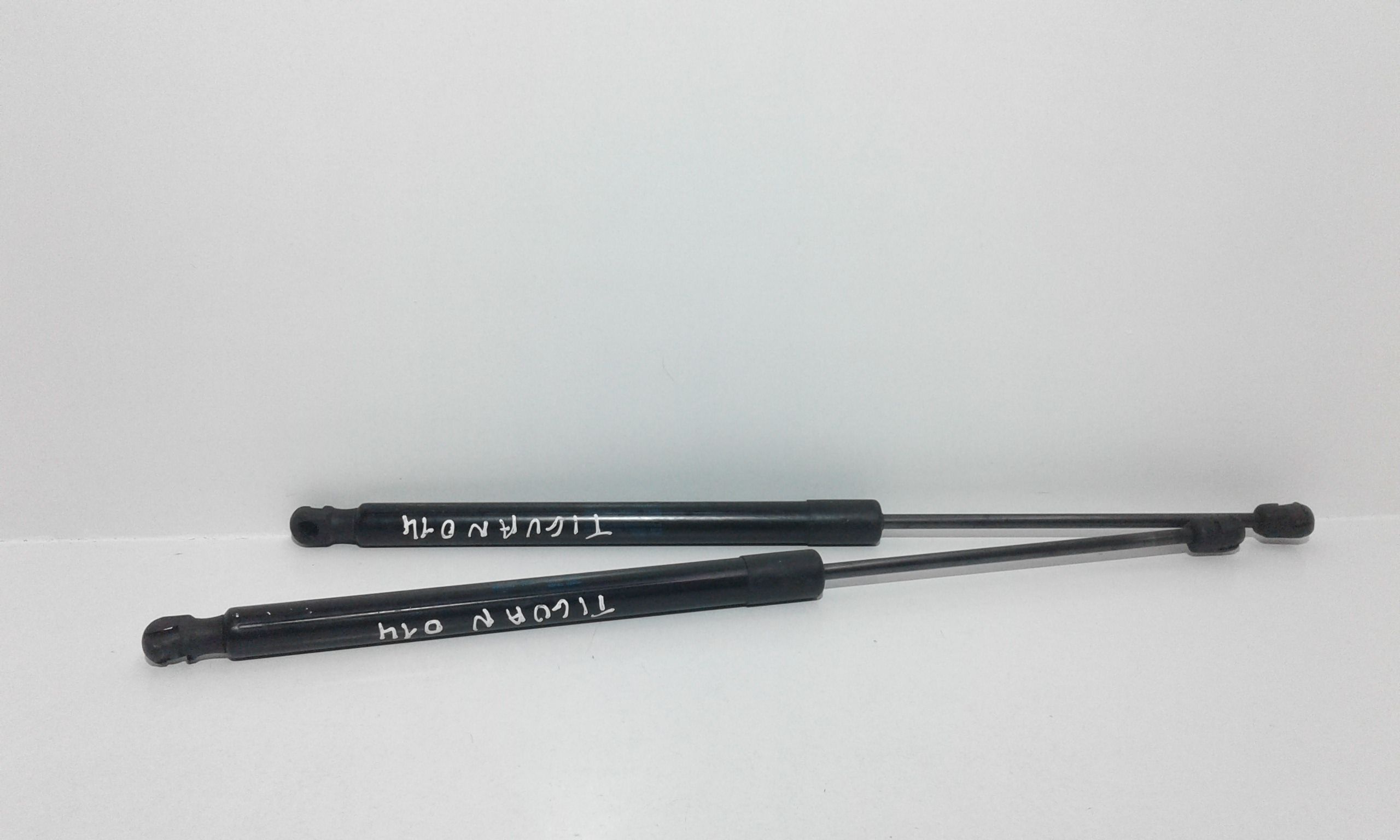 Pistoncini cofano Post. VOLKSWAGEN Tiguan 2 Serie