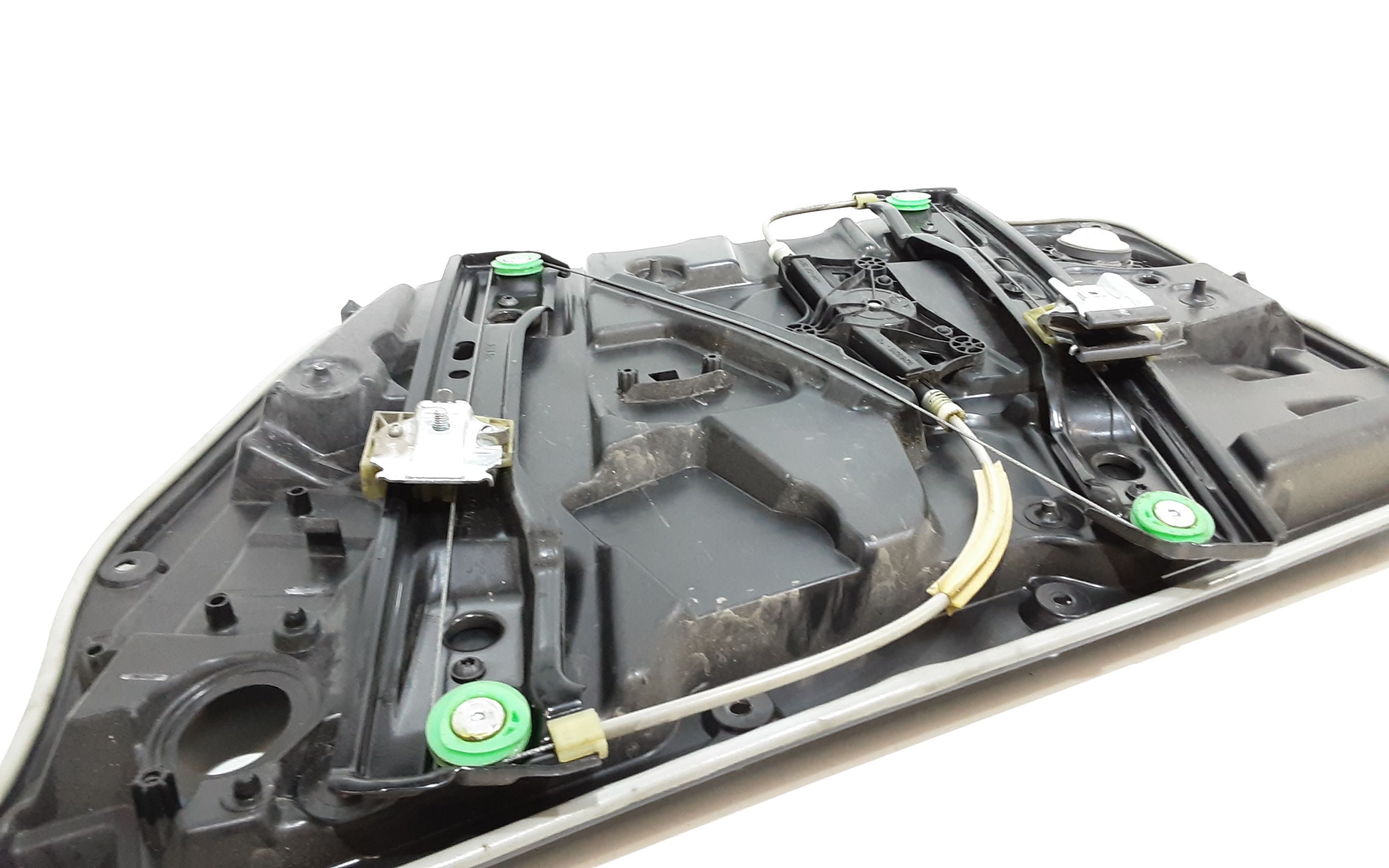 Cremagliera anteriore sinistra Guida MERCEDES GLA Serie