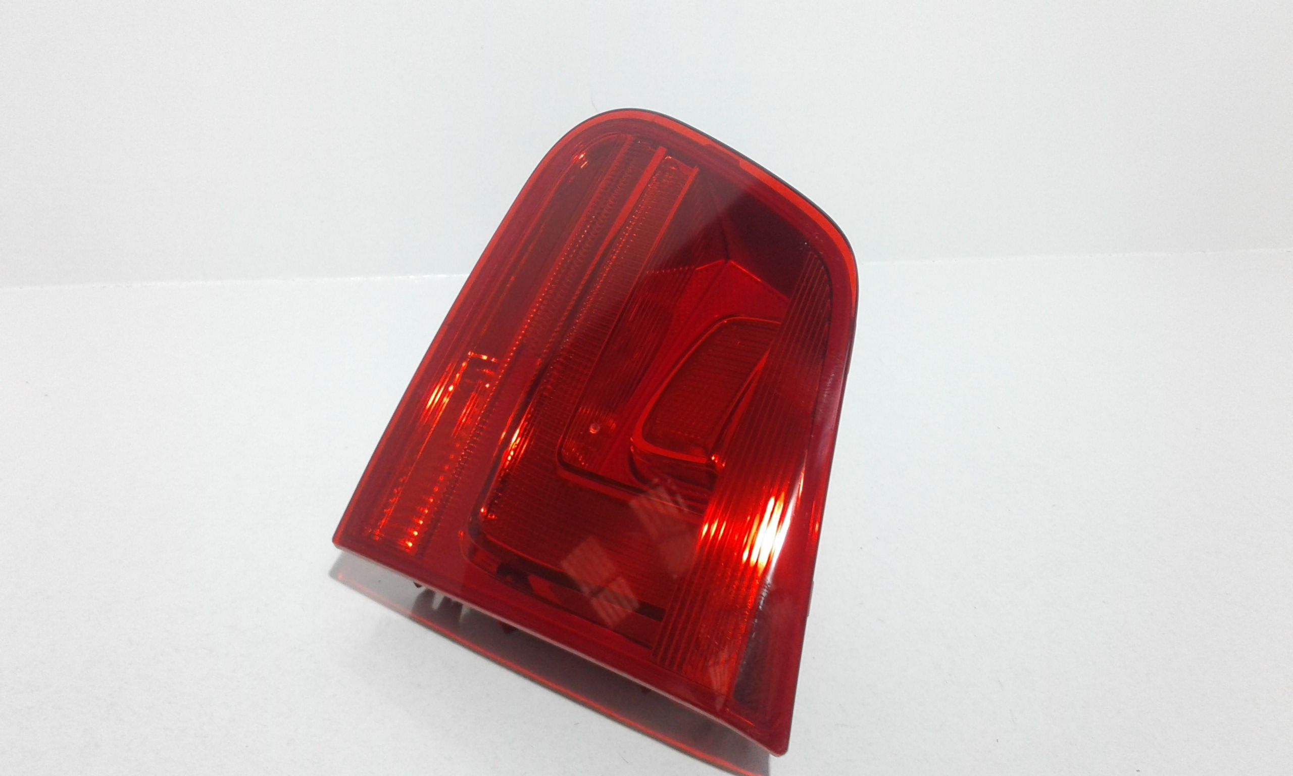 Stop Posteriore Destro Integrato nel Portello VOLKSWAGEN Tiguan 2 Serie