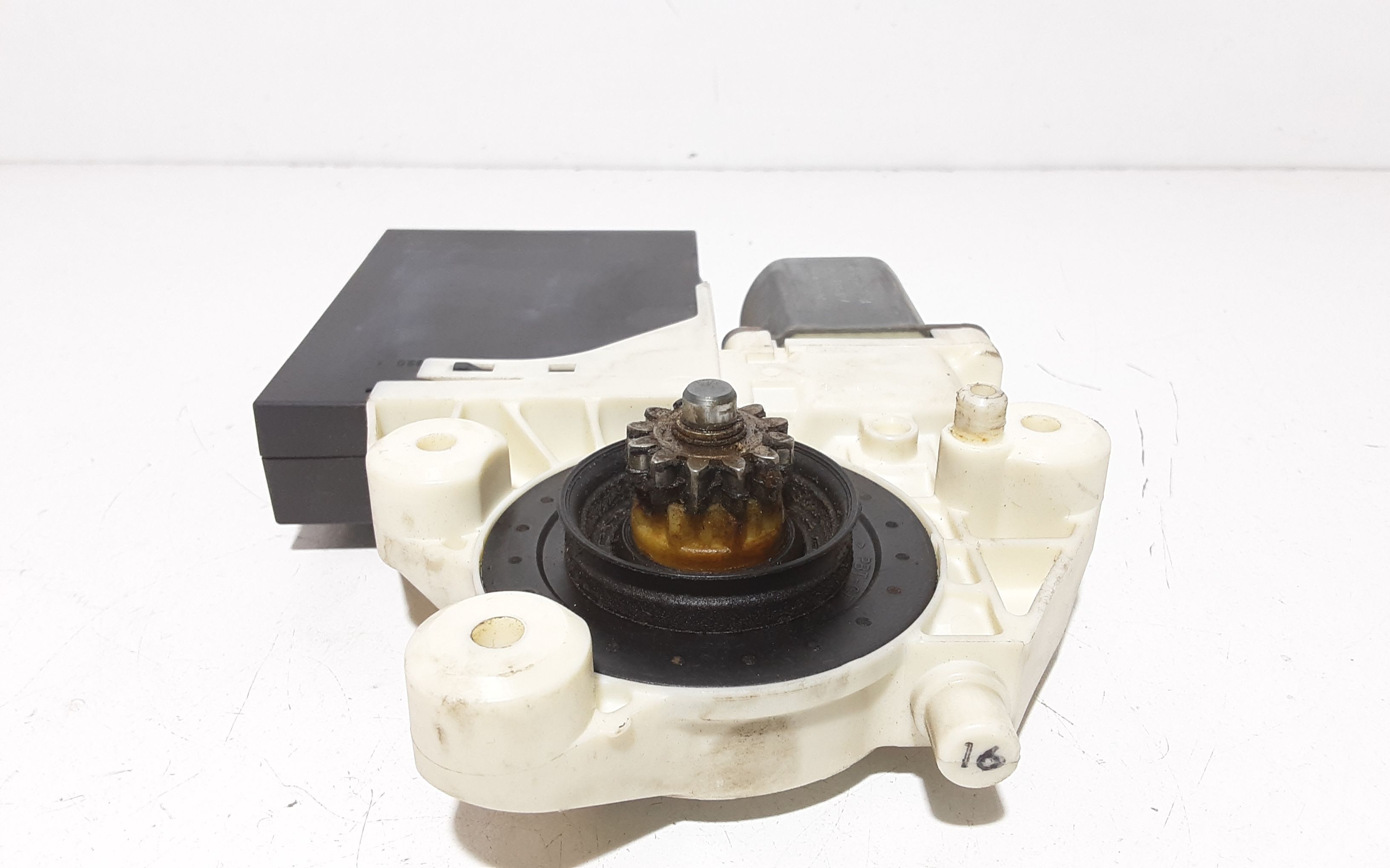 Motorino Alzavetro anteriore destra FORD Focus Berlina 3 Serie