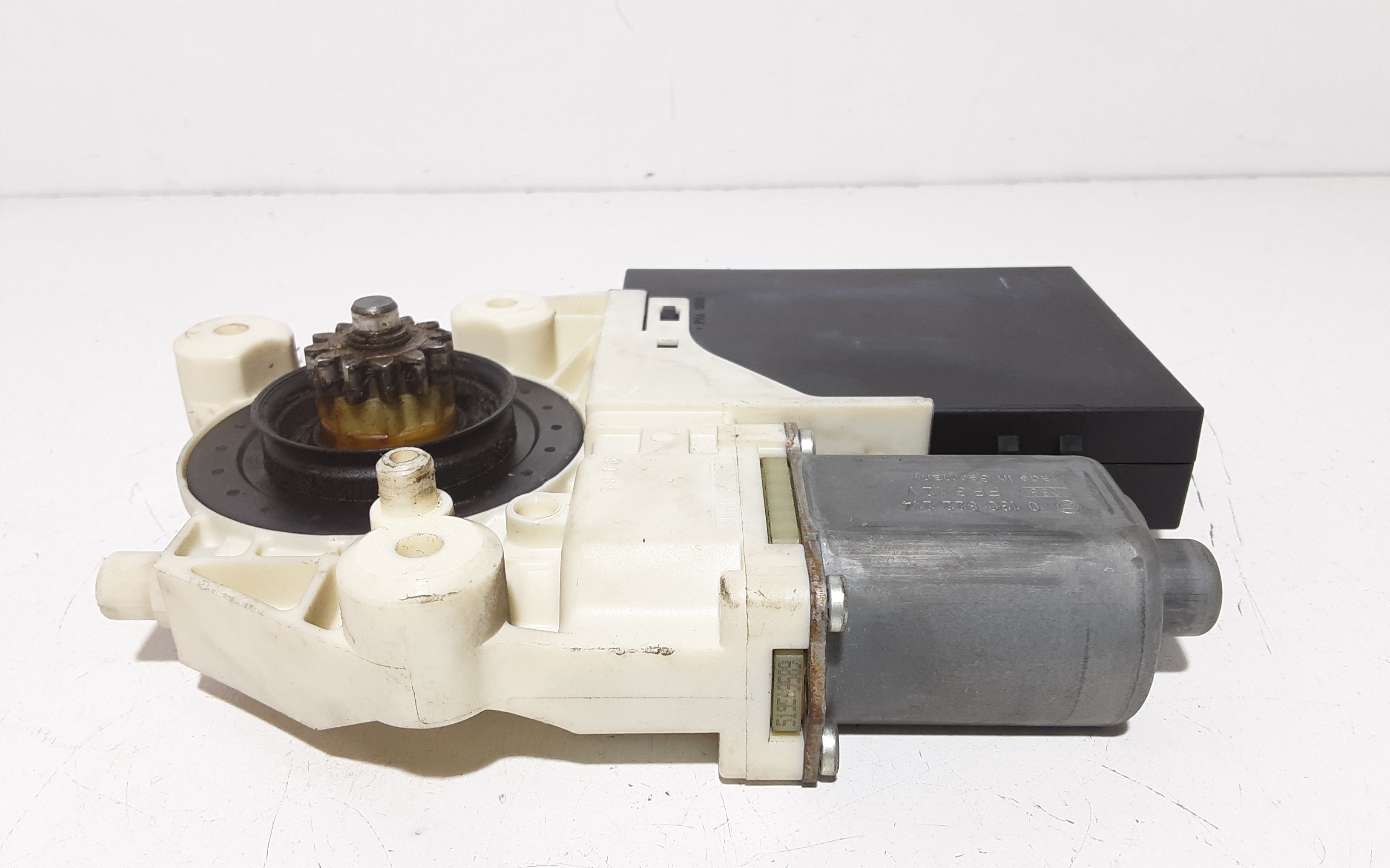 Motorino Alzavetro anteriore destra FORD Focus Berlina 3 Serie