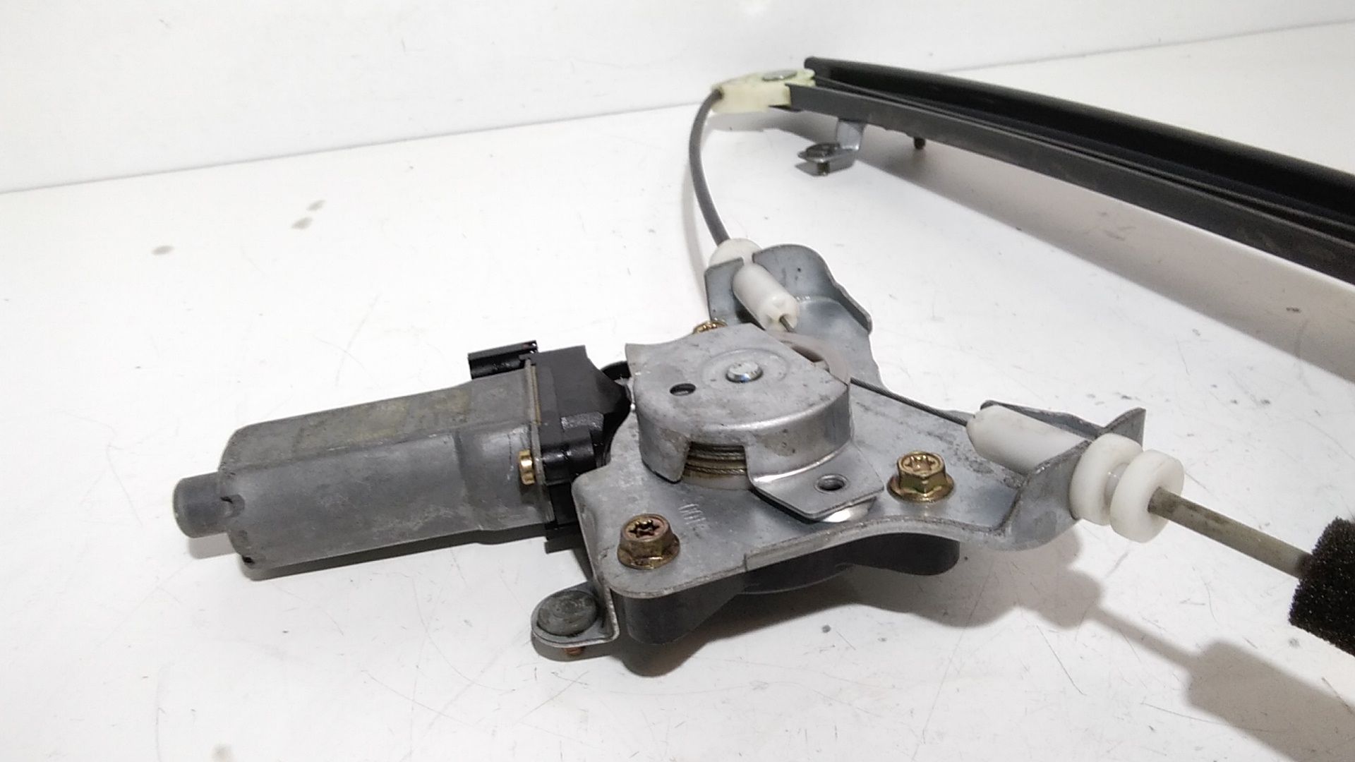 Cremagliera posteriore sinistra guida SSANGYONG Rexton 1� Serie