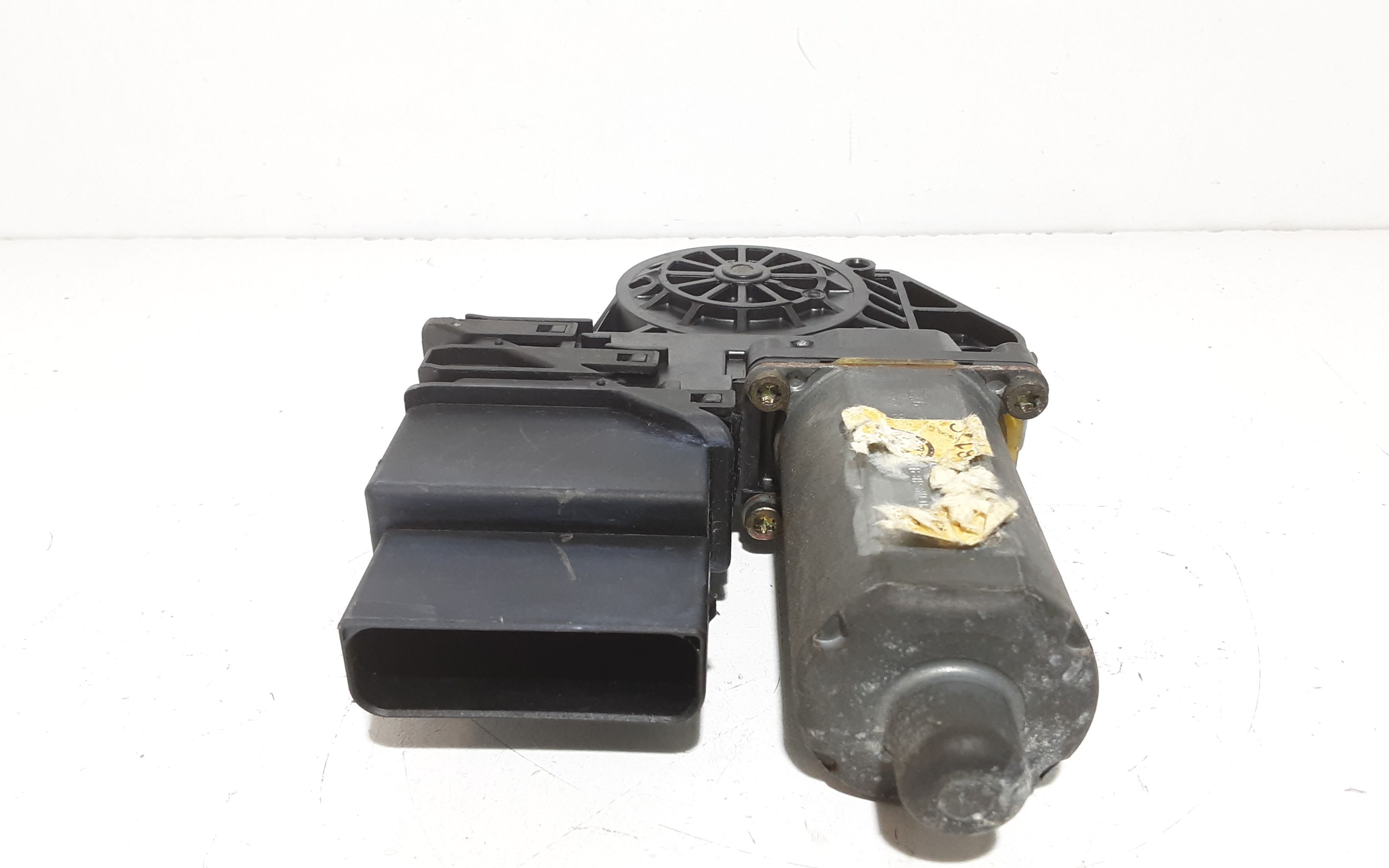 Motorino Alzavetro posteriore destra VOLKSWAGEN Golf 4 Berlina (97>03)