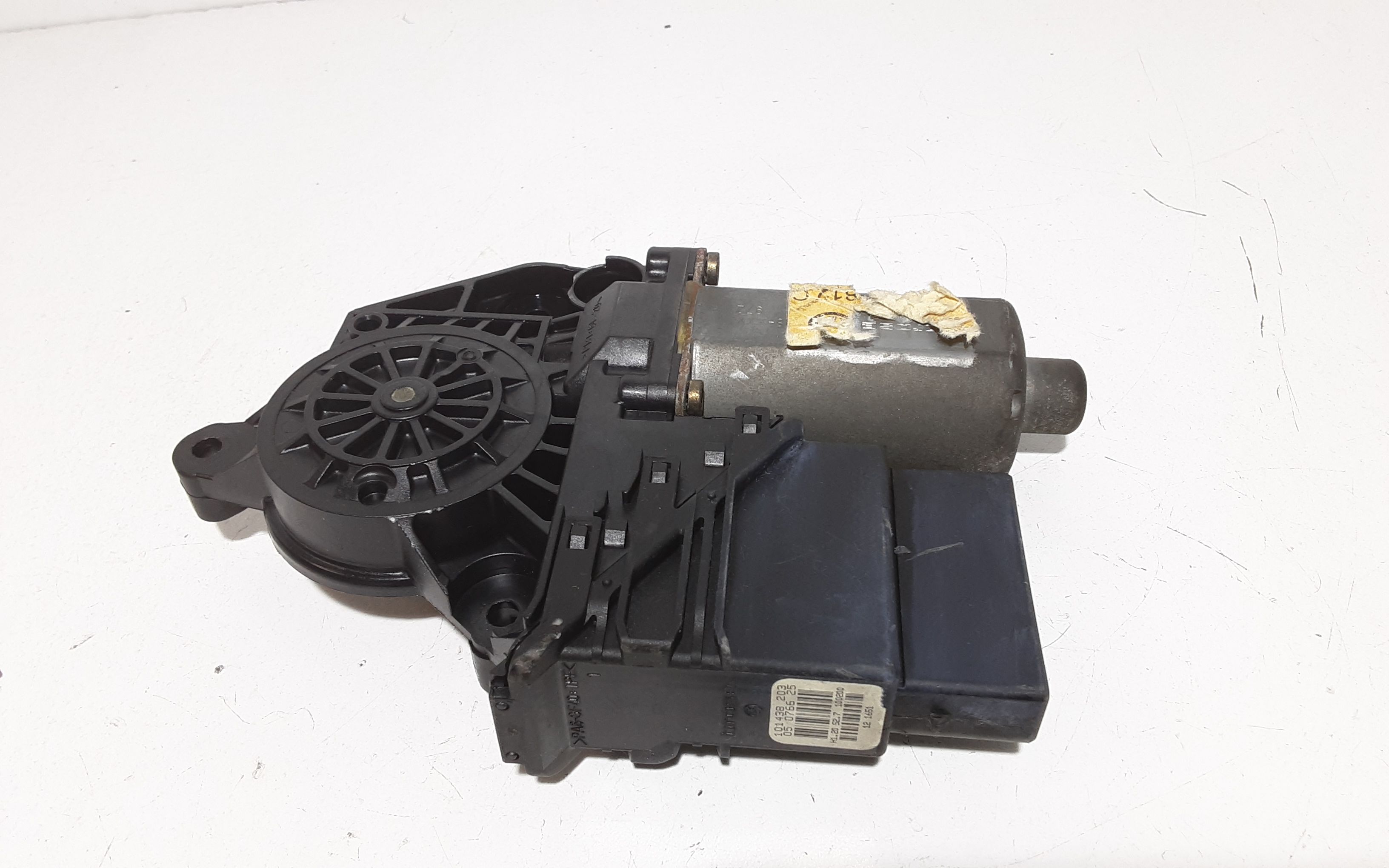 Motorino Alzavetro posteriore destra VOLKSWAGEN Golf 4 Berlina (97>03)