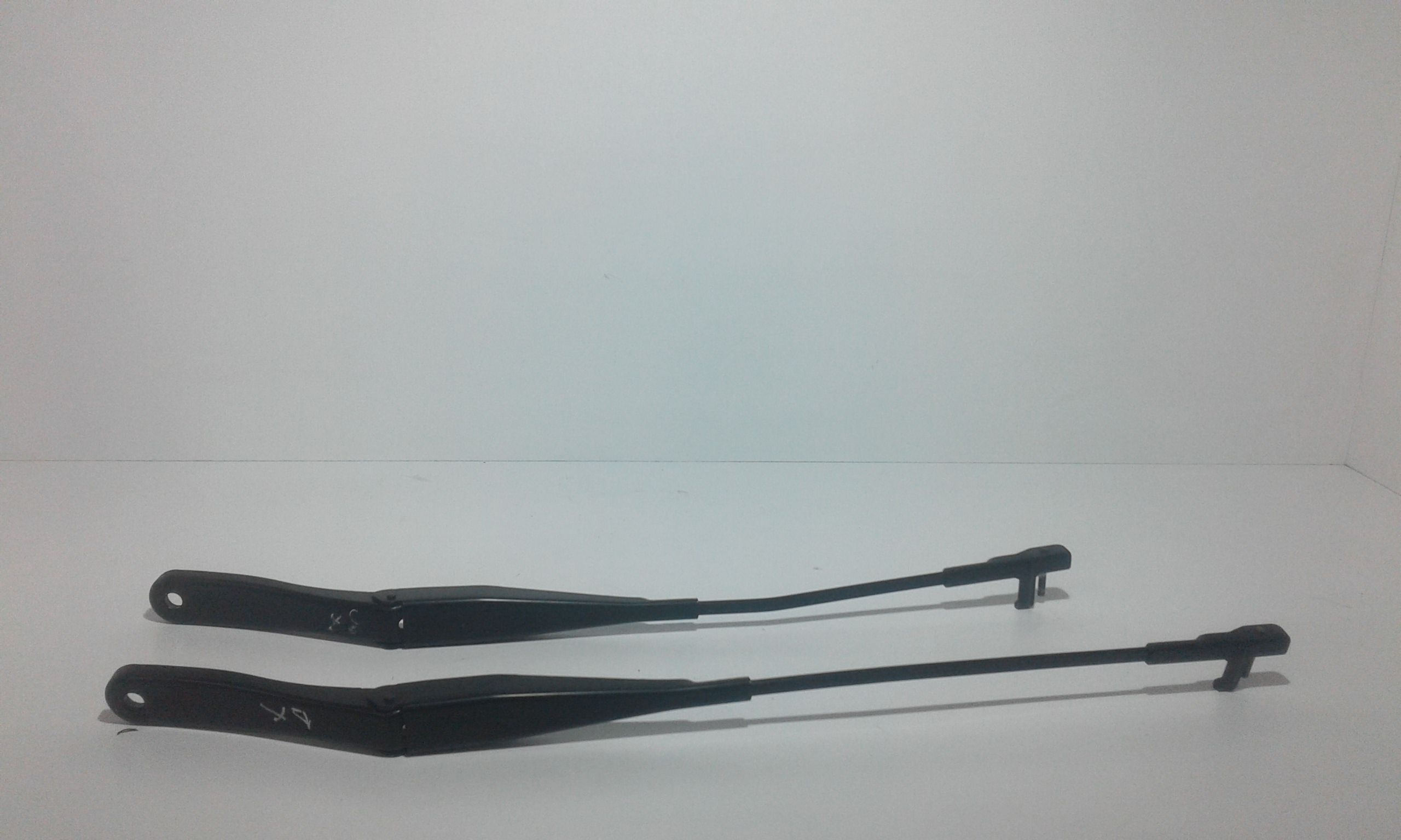 Bracci Tergi ant. OPEL Astra H Berlina