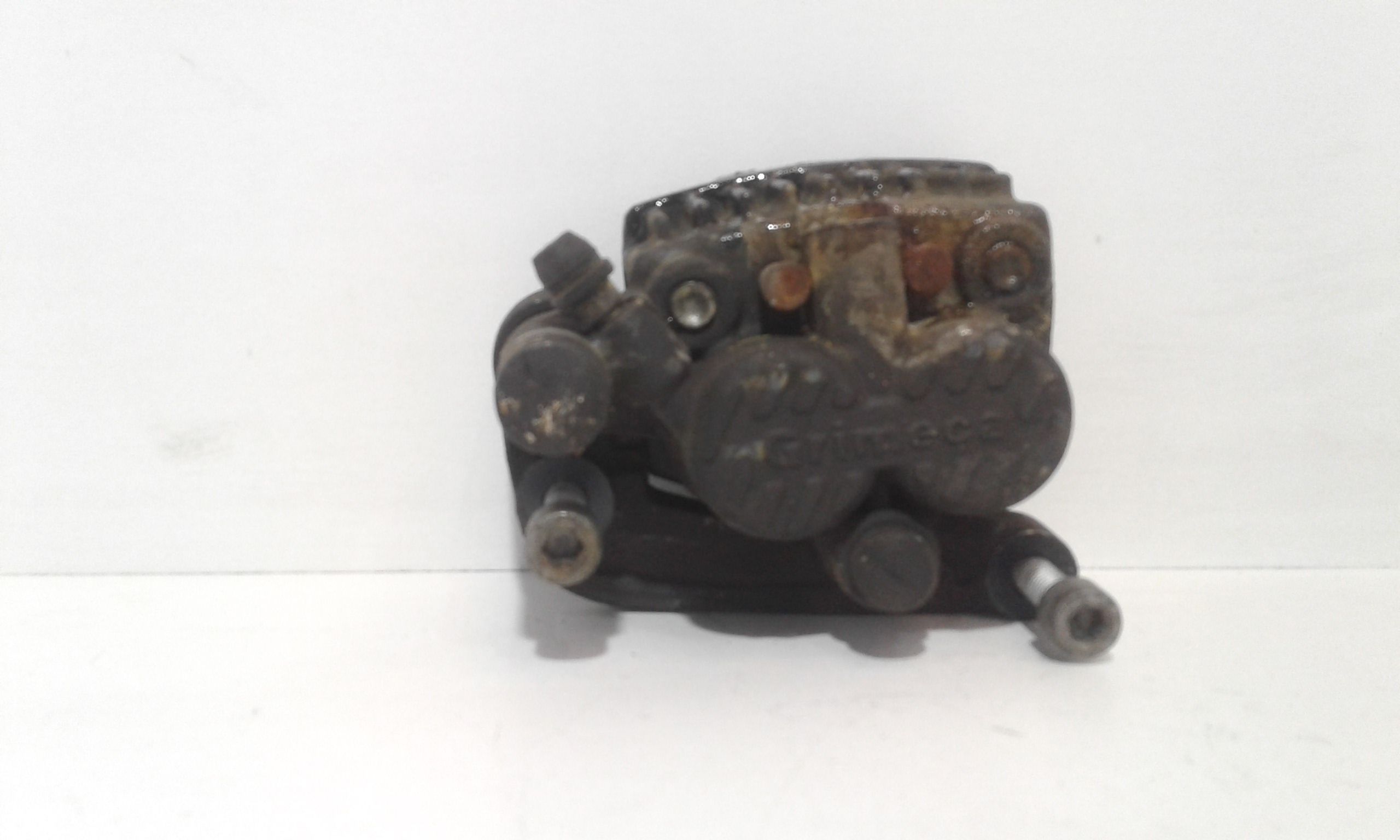 Pinza freno anteriore Aprilia Scarabeo 200