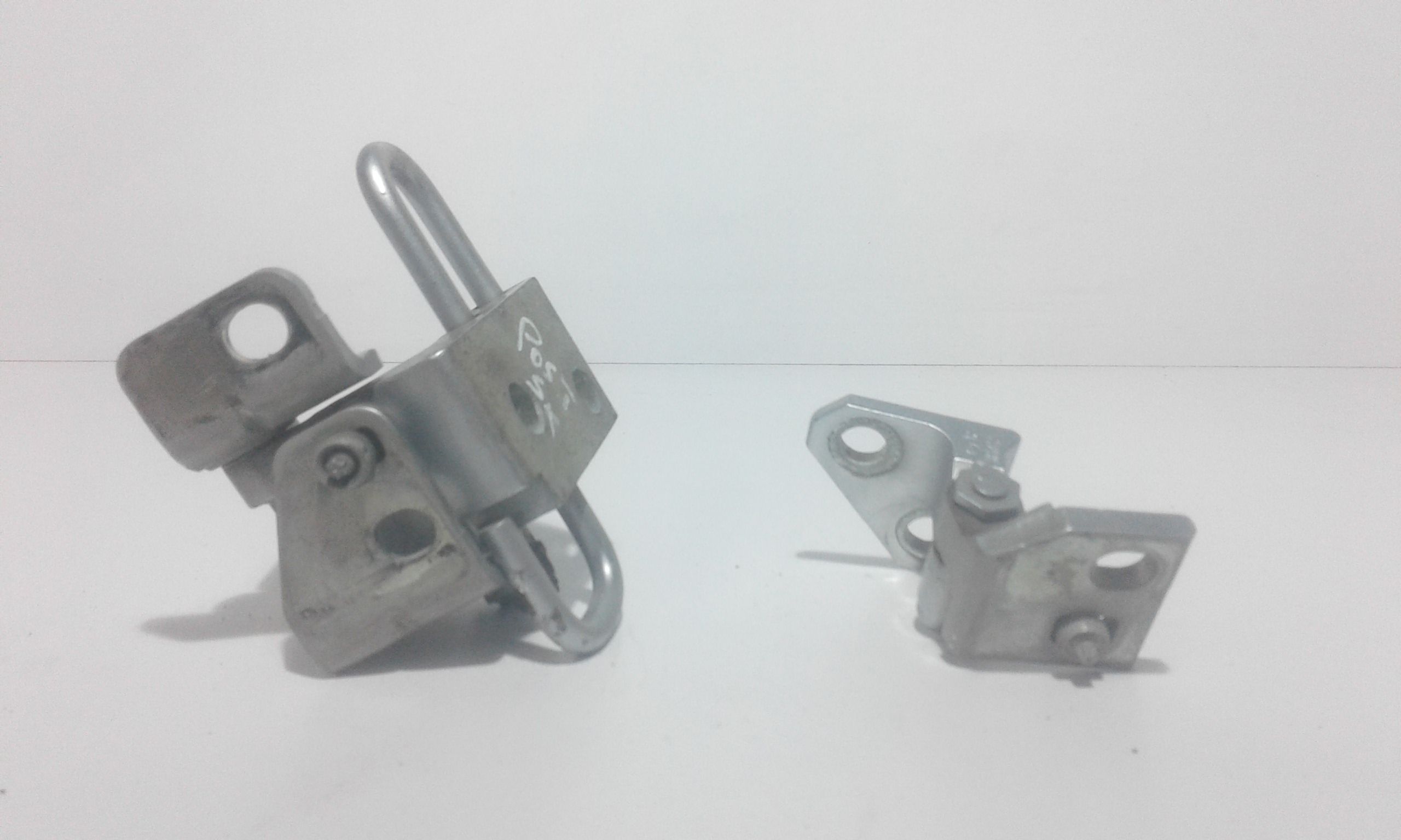 Cerniera portello posteriore SX guida VOLKSWAGEN Golf 5 Berlina