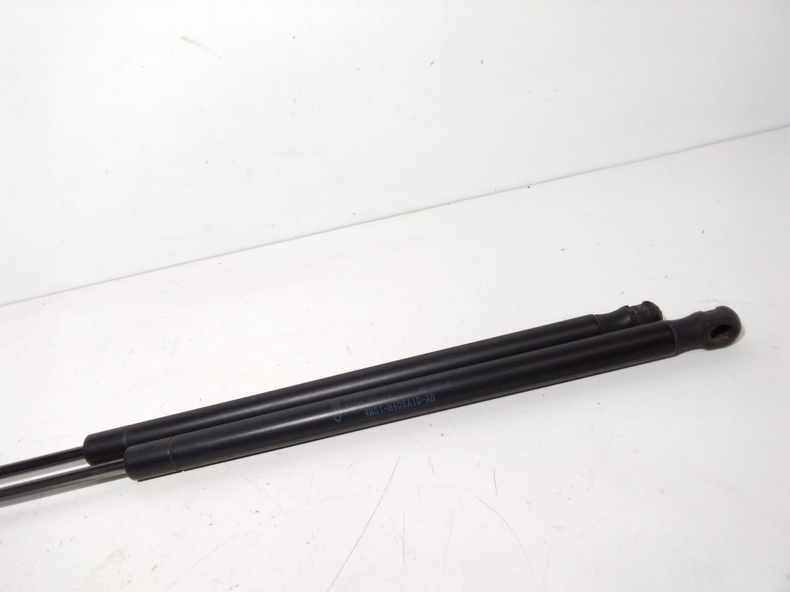 Pistoncini cofano Post. FORD Focus Berlina 3� Serie