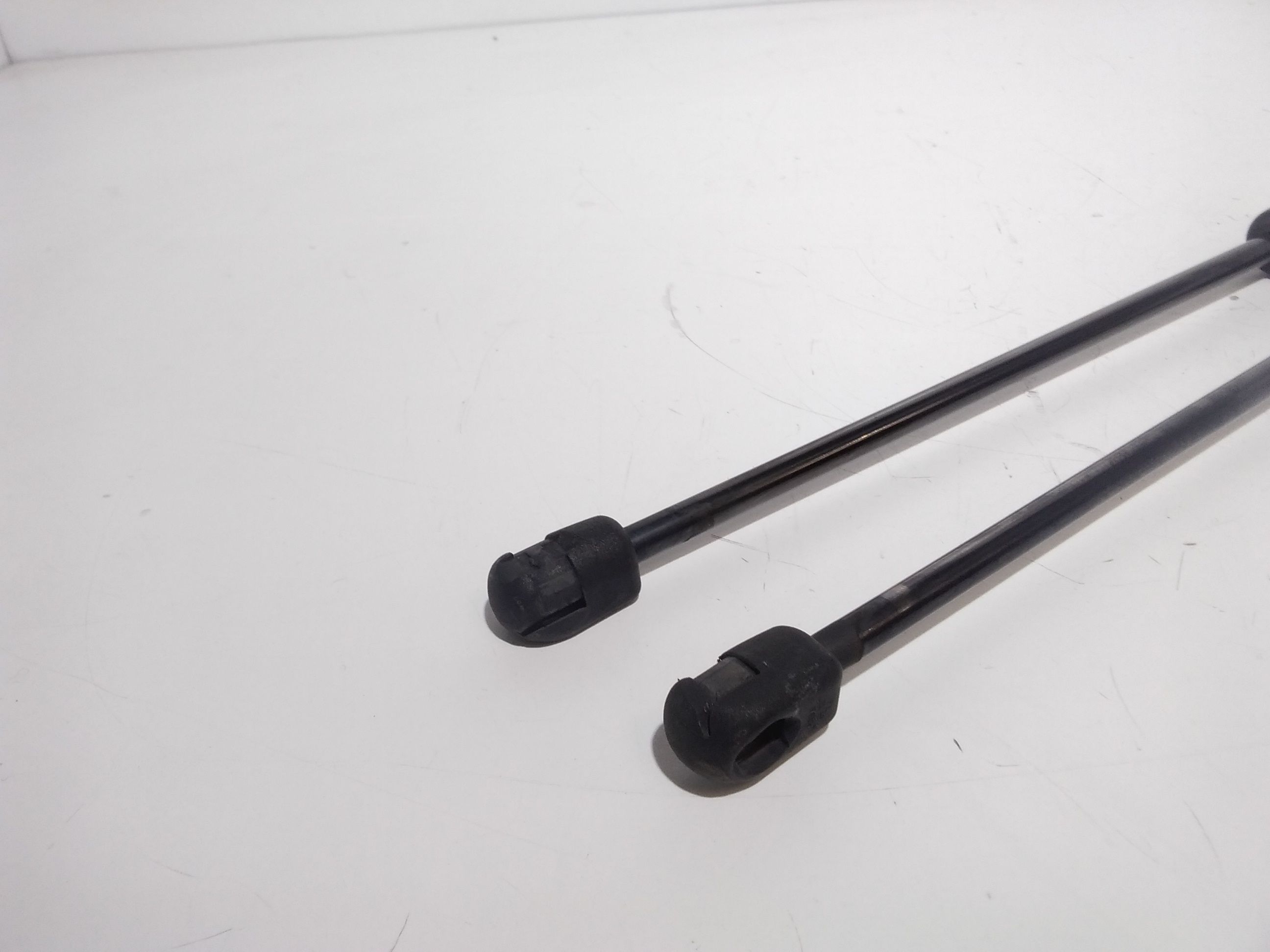 Pistoncini cofano Post. AUDI A3 Sportback (8P)