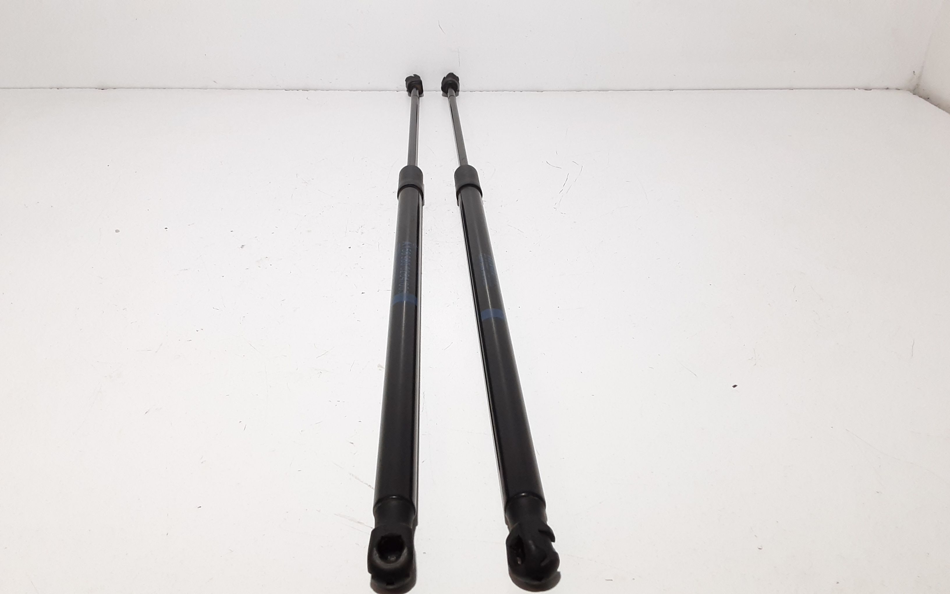 Pistoncini cofano Post. MERCEDES GLA Serie