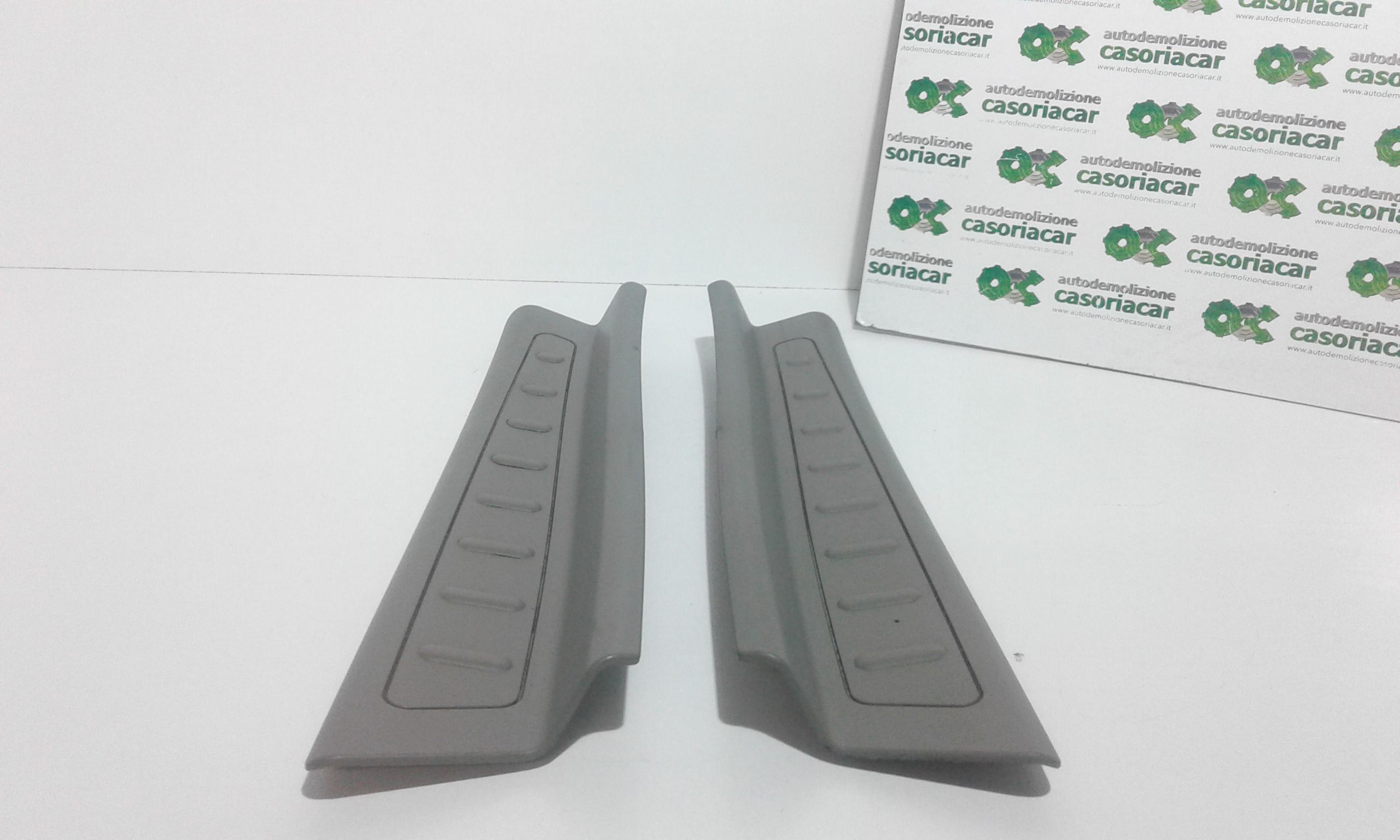 Batticalcagno anteriore sinistro RENAULT Scenic RX4