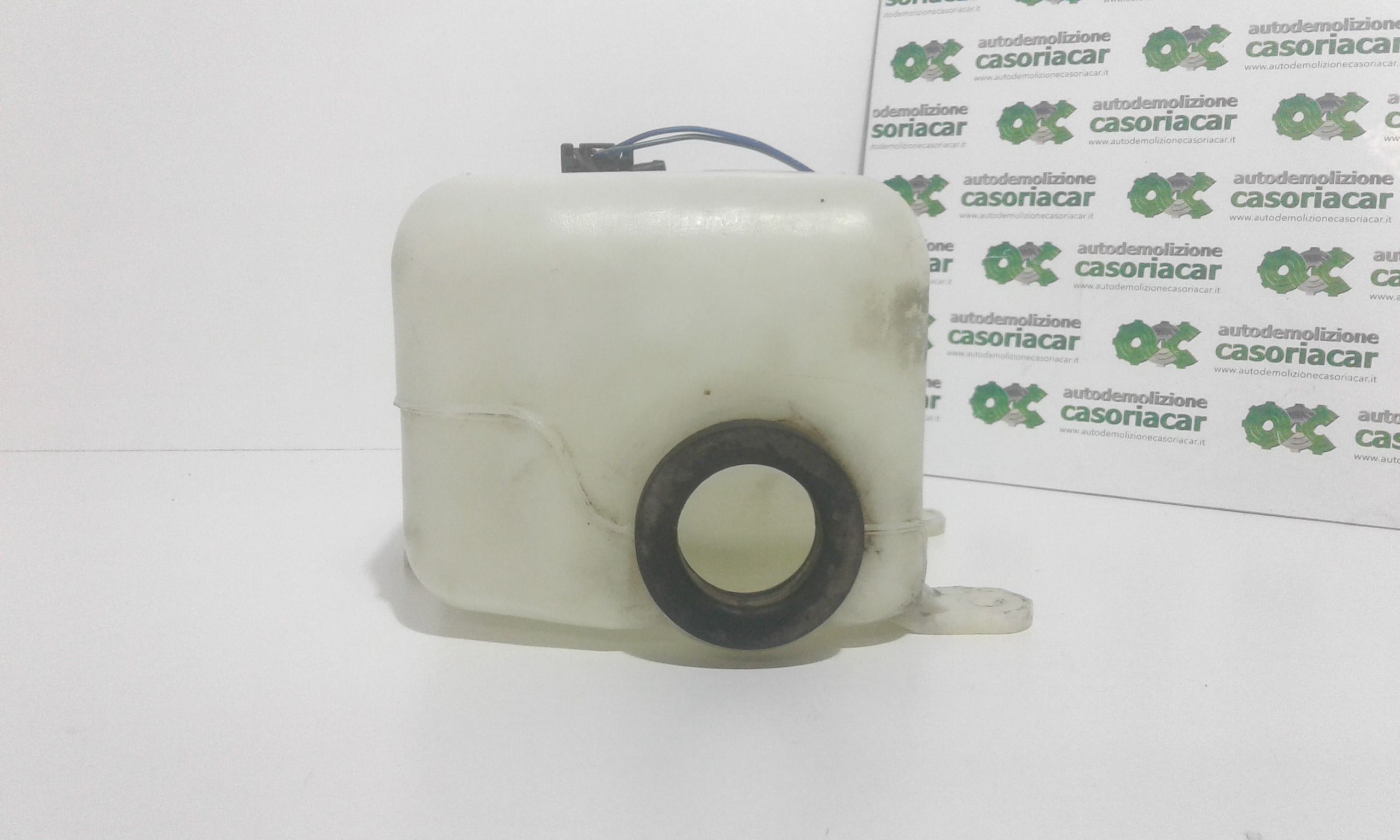 Vaschetta Tergi ant KIA Carnival 2 Serie