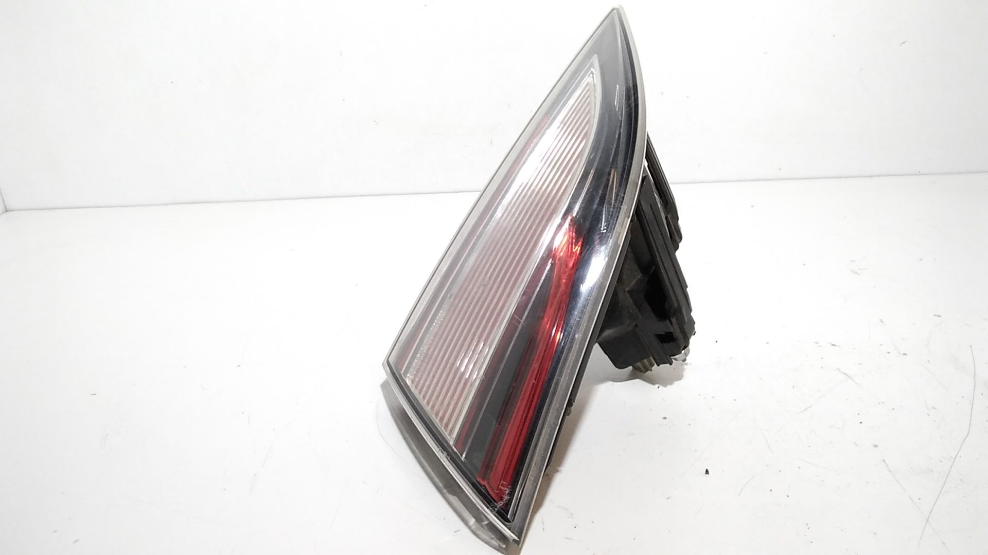 Stop Posteriore Destro Integrato nel Portello MAZDA 6 Berlina 2 Serie