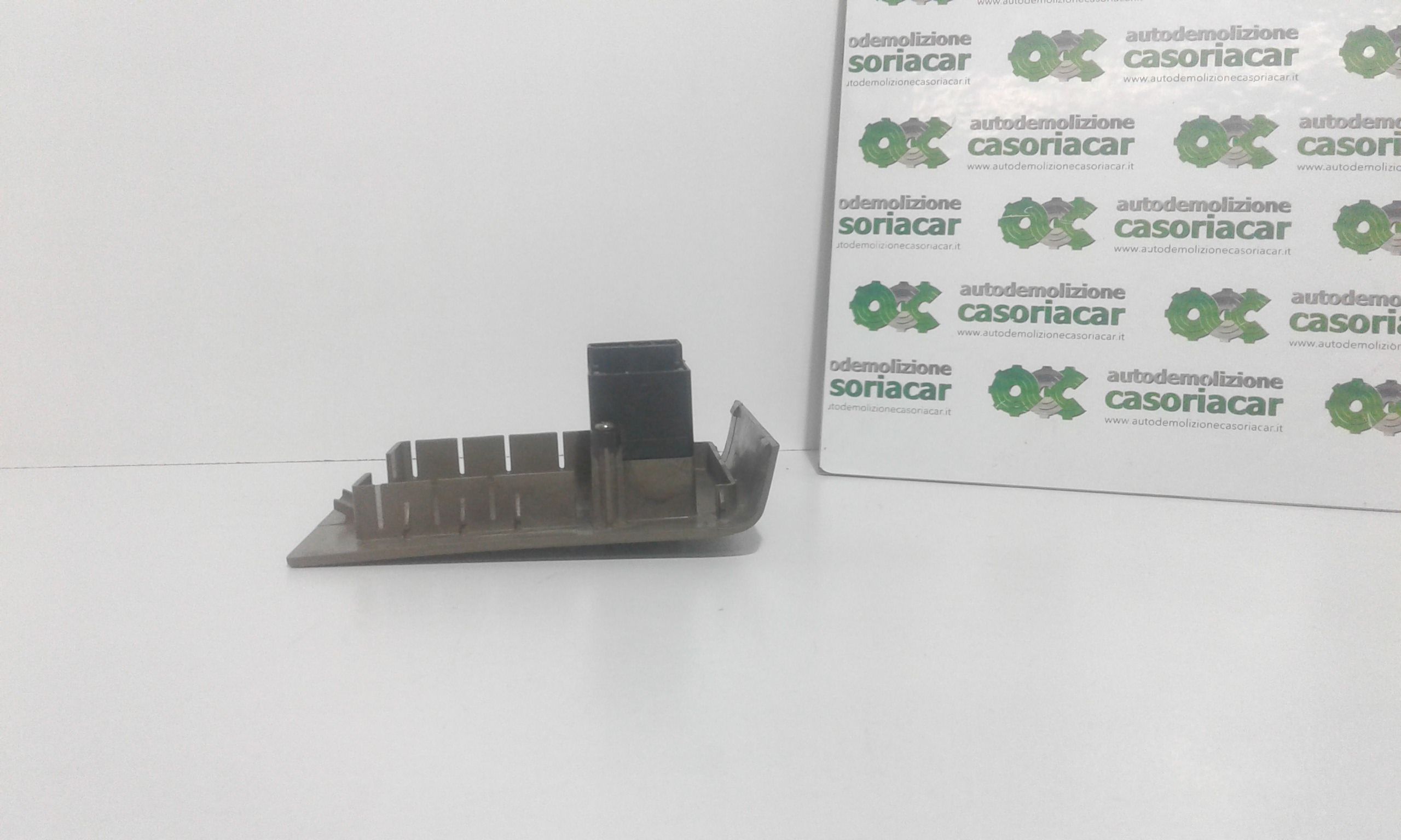 Pulsantiera Posteriore Destra KIA Carnival 2 Serie