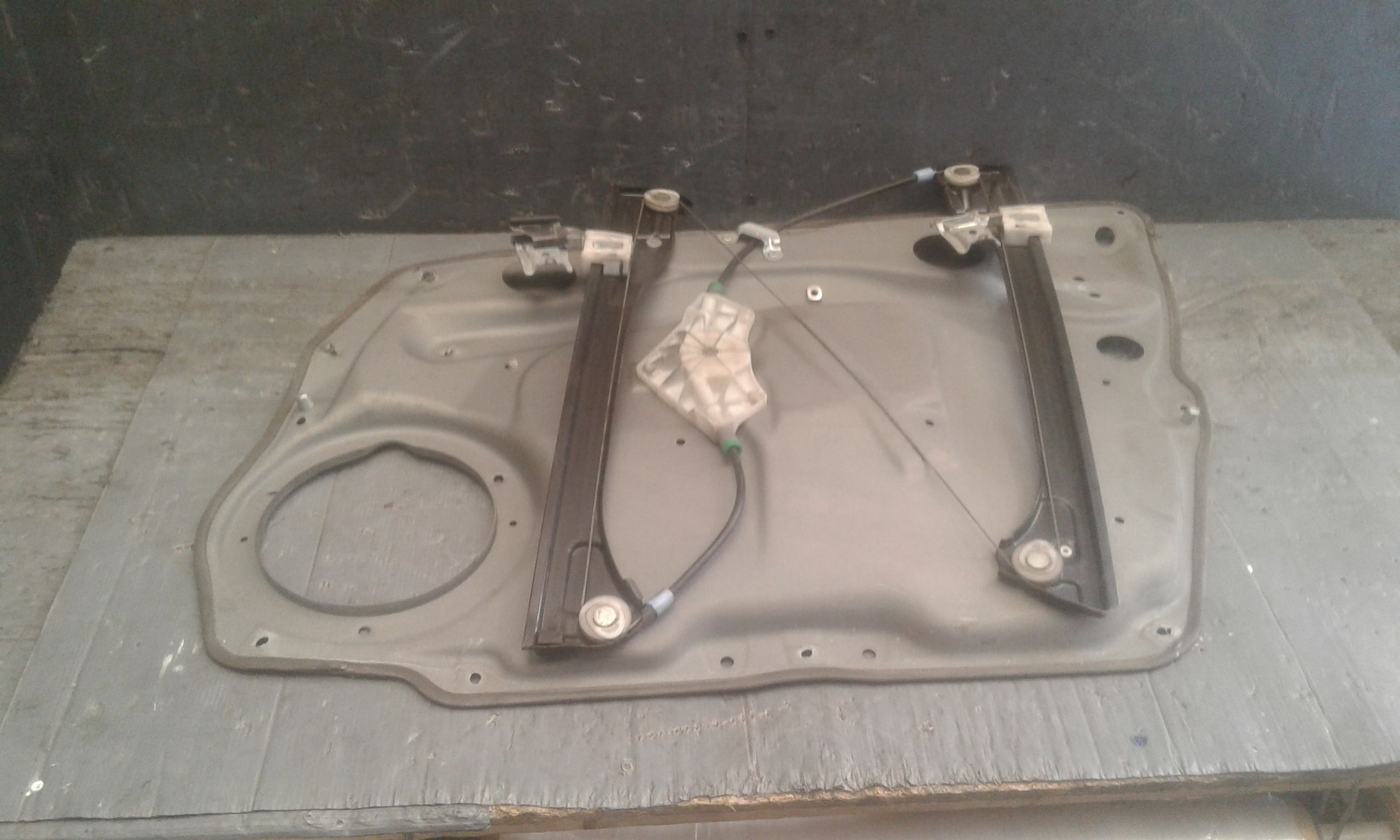 Cremagliera anteriore sinistra Guida MERCEDES Classe B W245 1 Serie