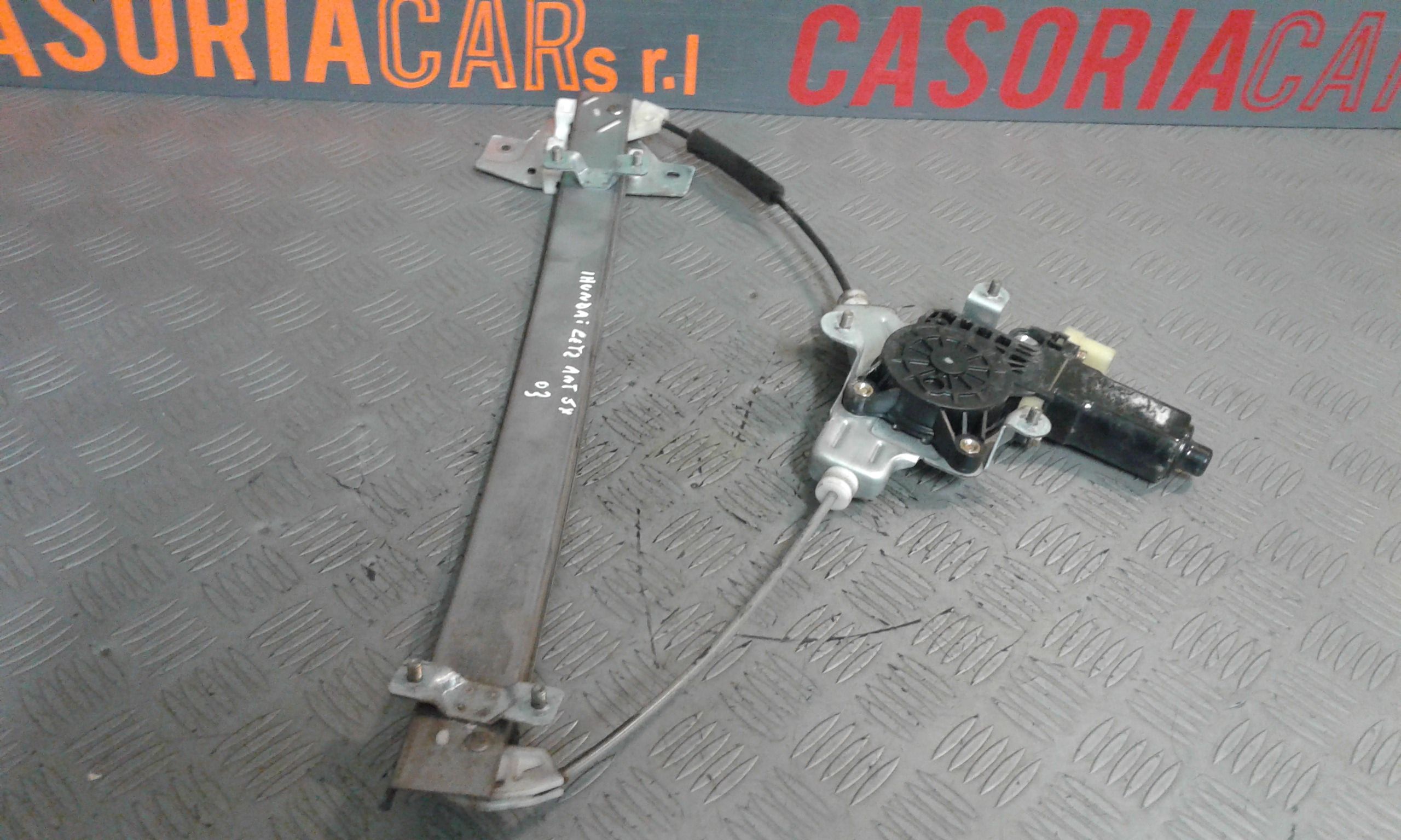 Cremagliera anteriore sinistra Guida HYUNDAI Getz 1 Serie