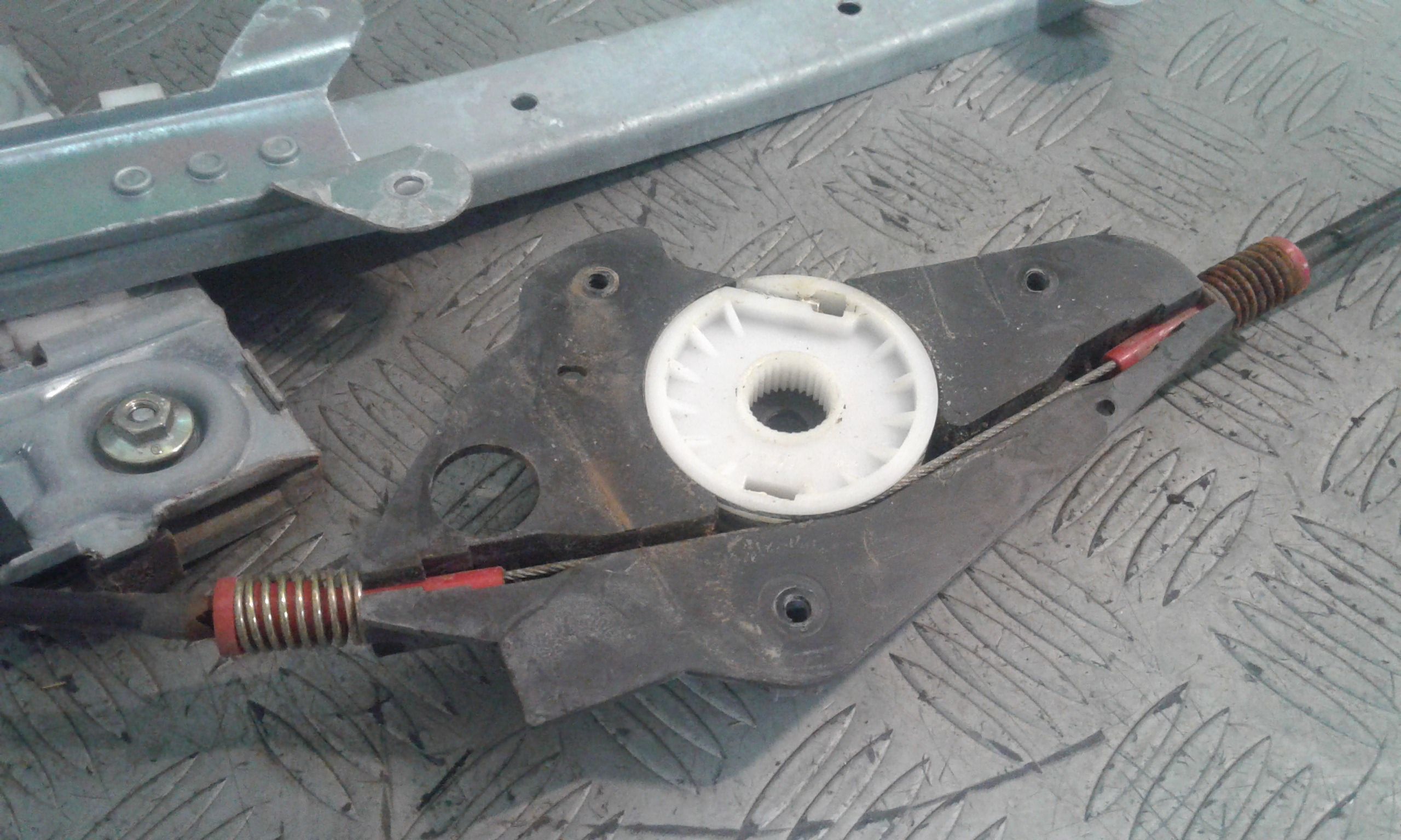 Cremagliera anteriore destra passeggero FORD Fiesta 5 Serie