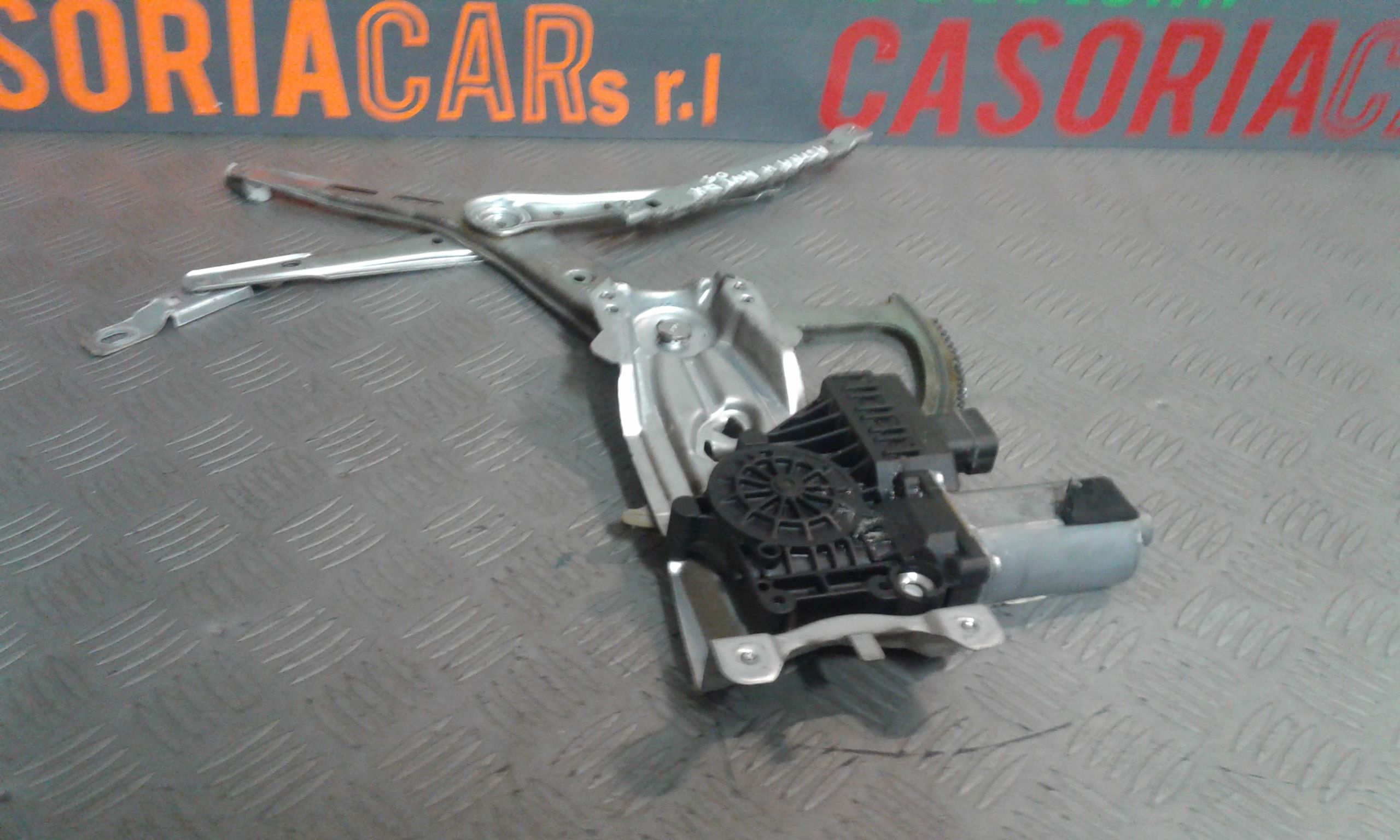 Cremagliera anteriore destra passeggero OPEL Astra H Berlina