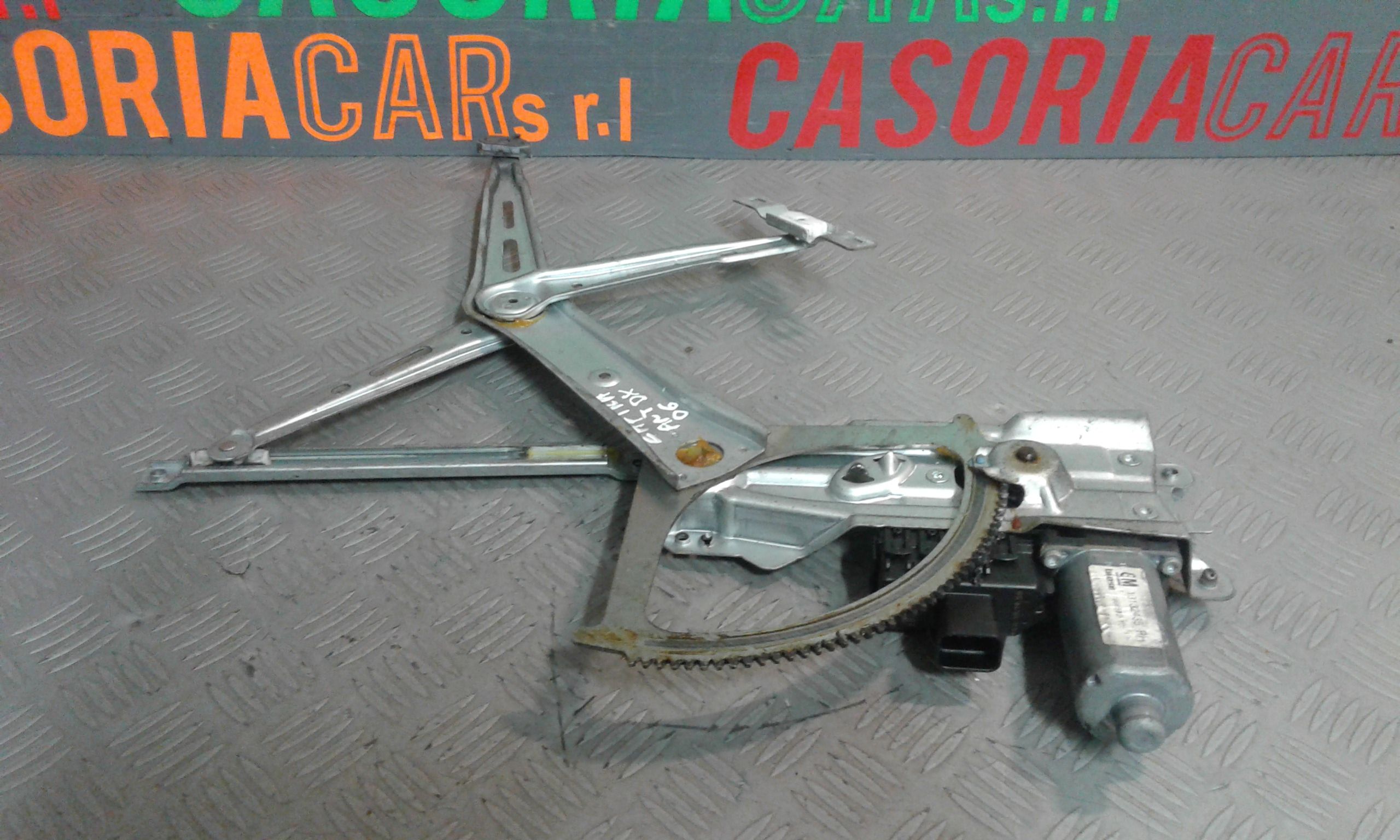 Cremagliera anteriore destra passeggero OPEL Zafira B