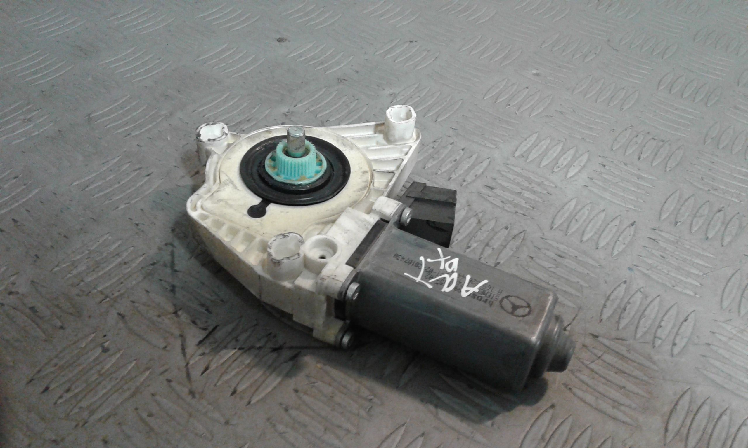 Motorino Alzavetro anteriore destra MERCEDES Classe A W169 3 Serie