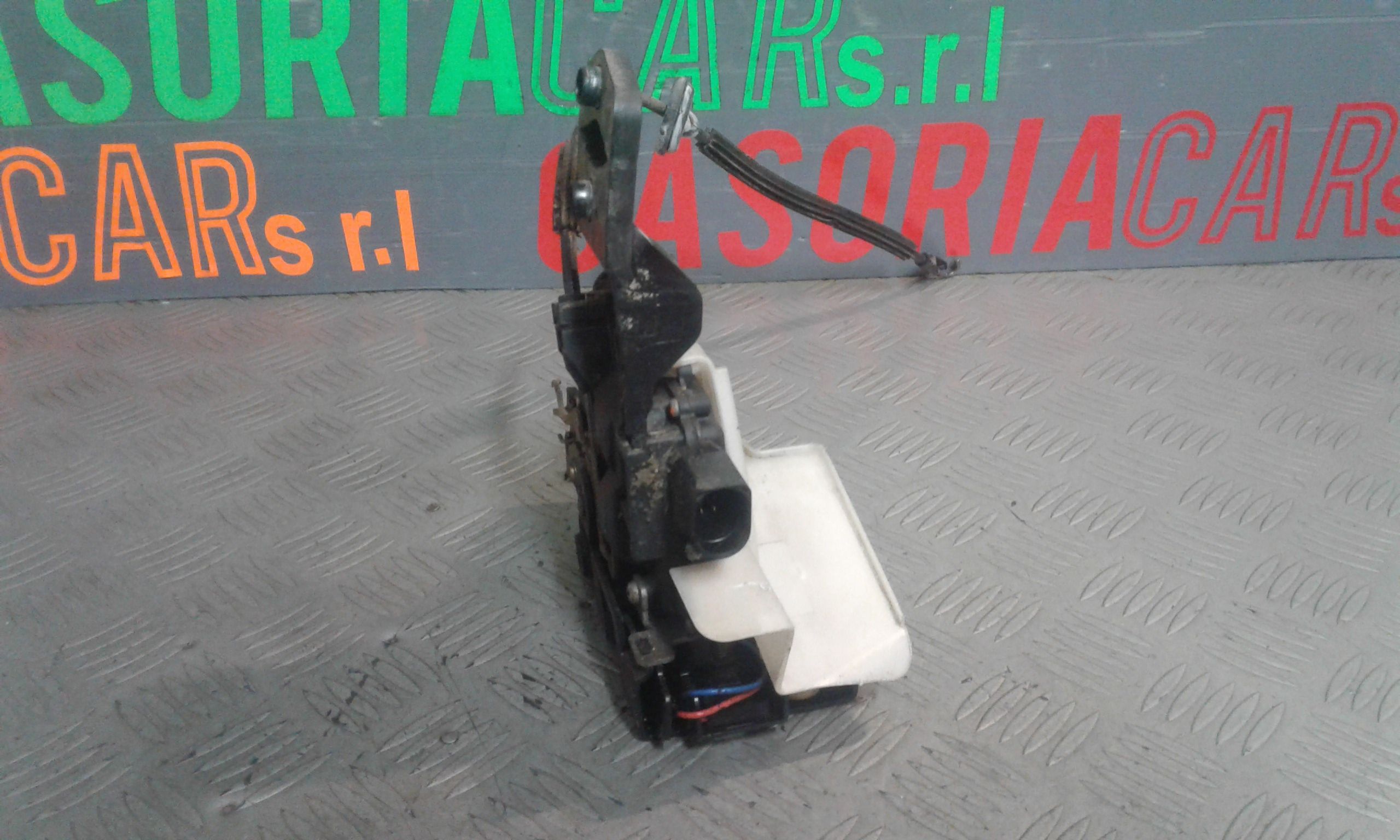 Serratura Posteriore Sinistra VOLKSWAGEN Passat Berlina 3 Serie