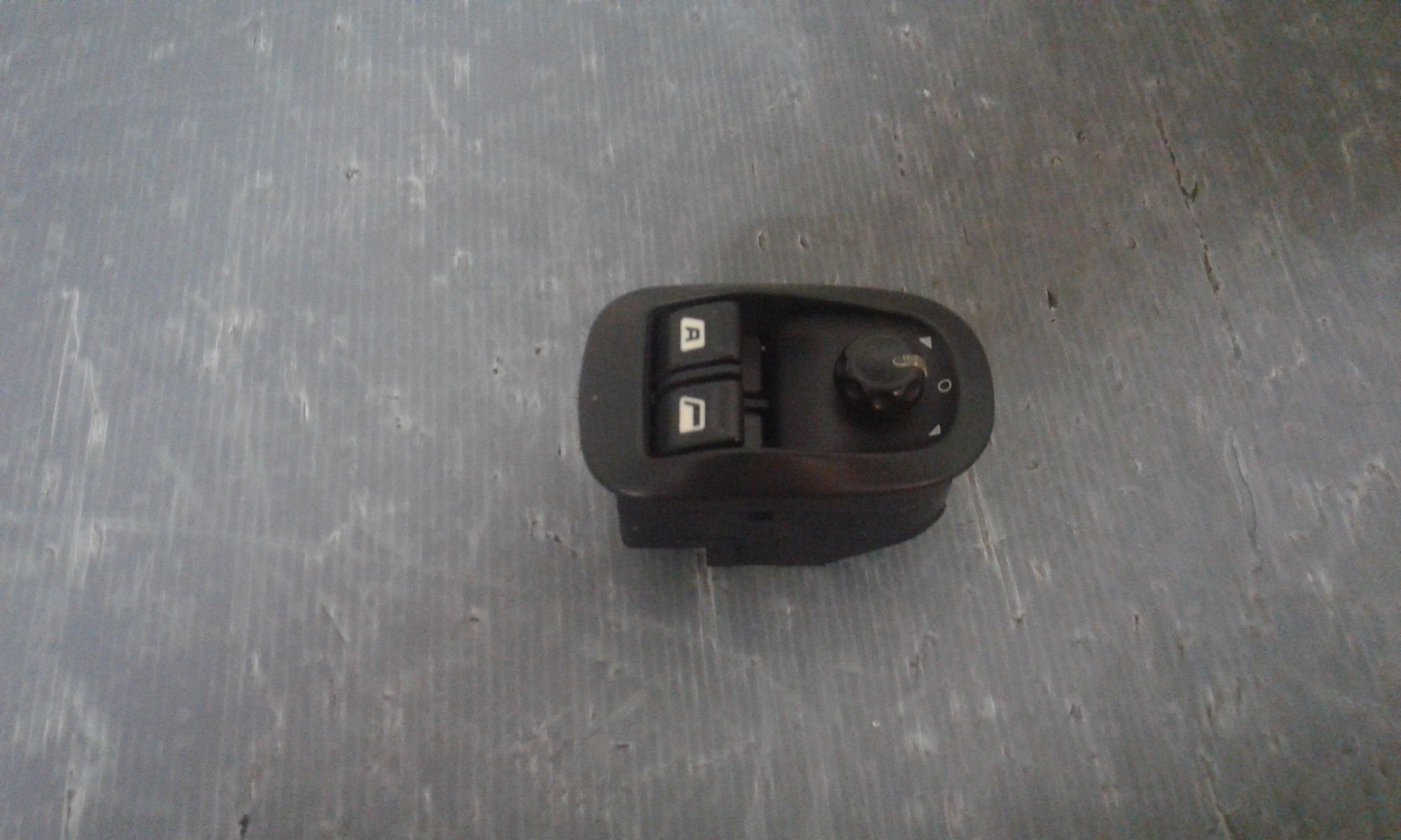 Pulsantiera Anteriore Sinistra Guida PEUGEOT 206 1 Serie