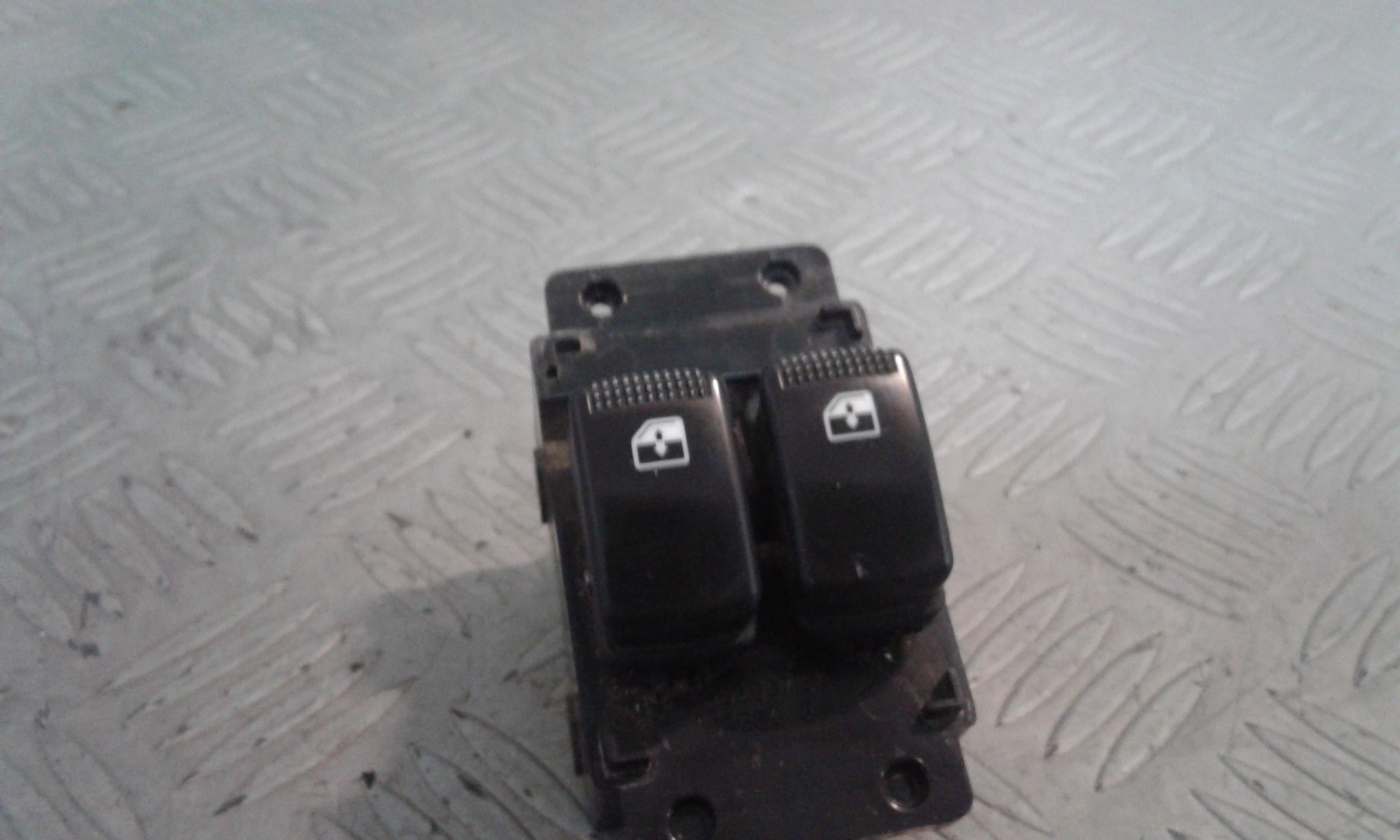 Pulsantiera Anteriore Sinistra Guida HYUNDAI i10 1 Serie