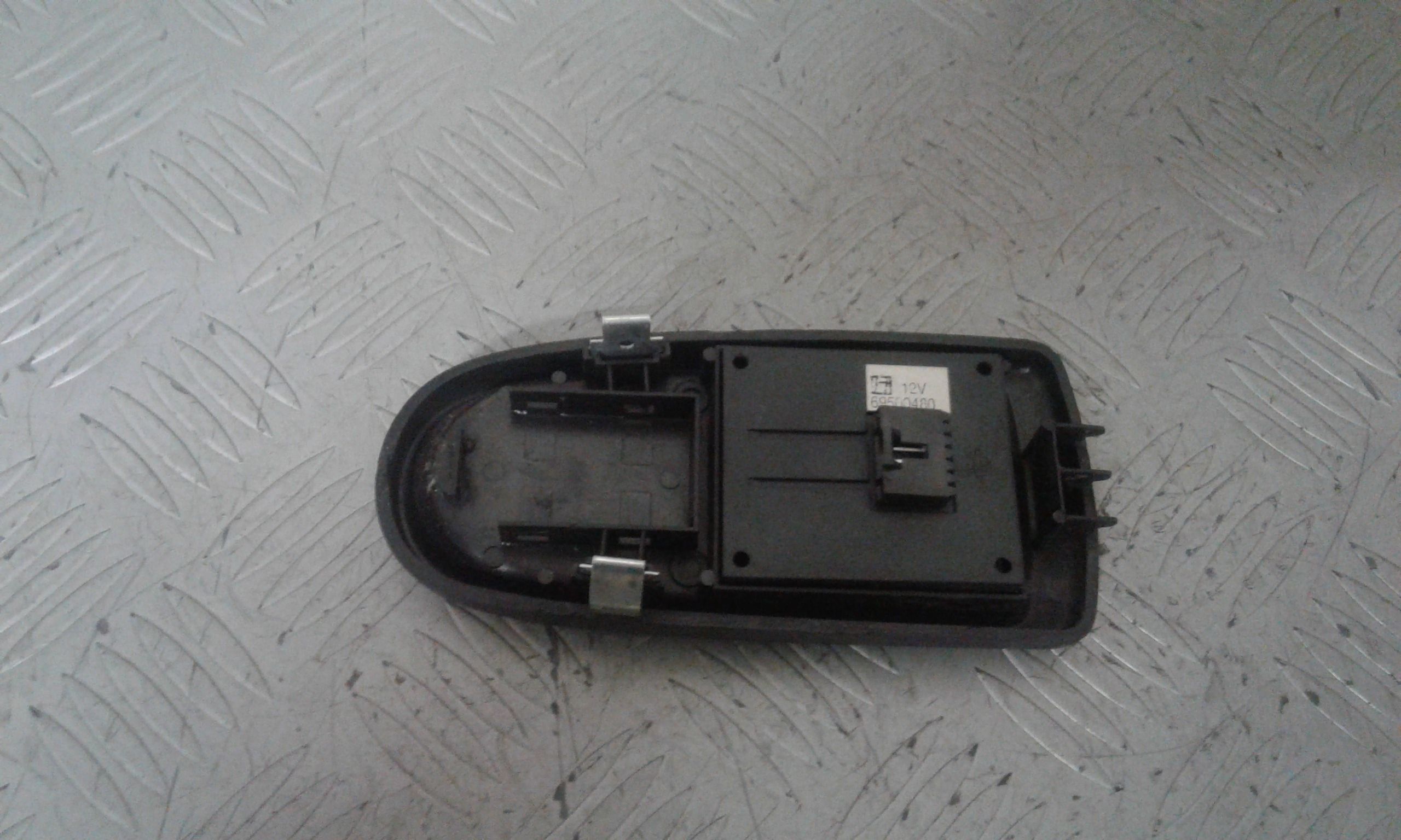 Pulsantiera Anteriore Sinistra Guida IVECO Daily 4 Serie