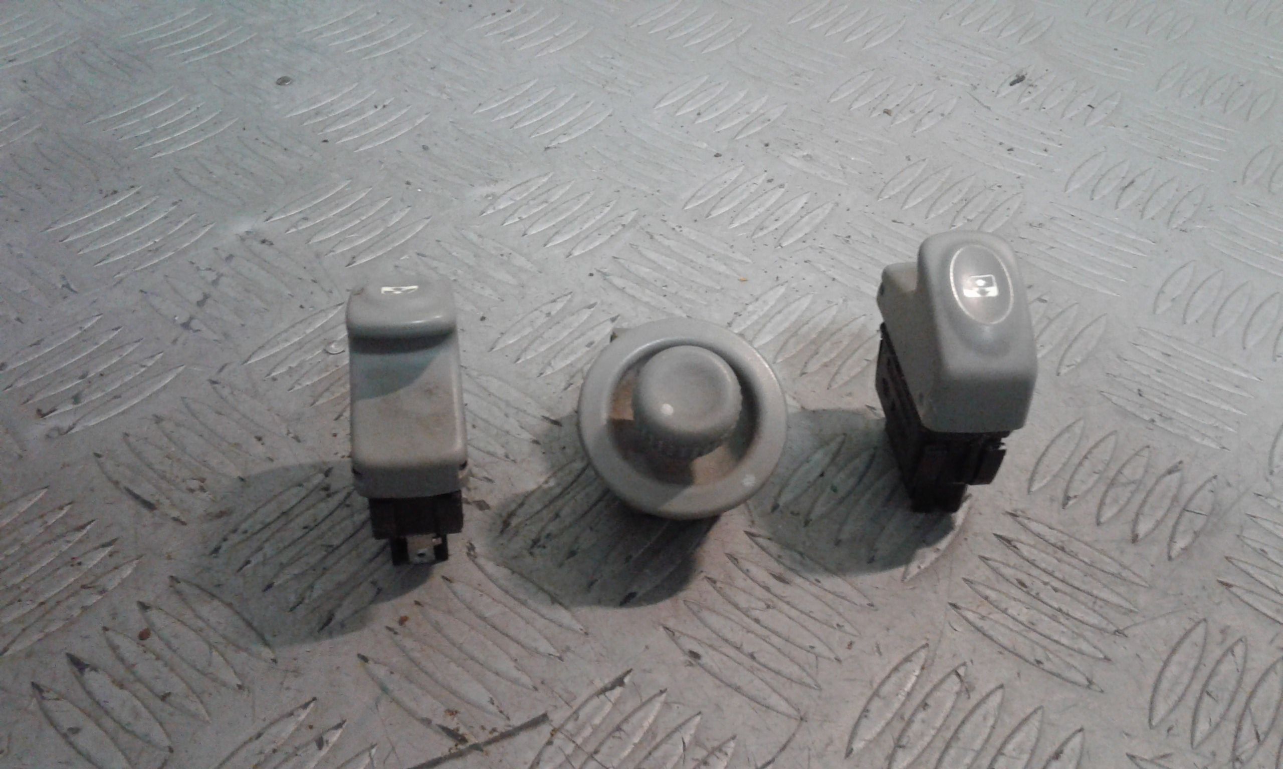 Pulsantiera Anteriore Sinistra Guida RENAULT Twingo 2 Serie