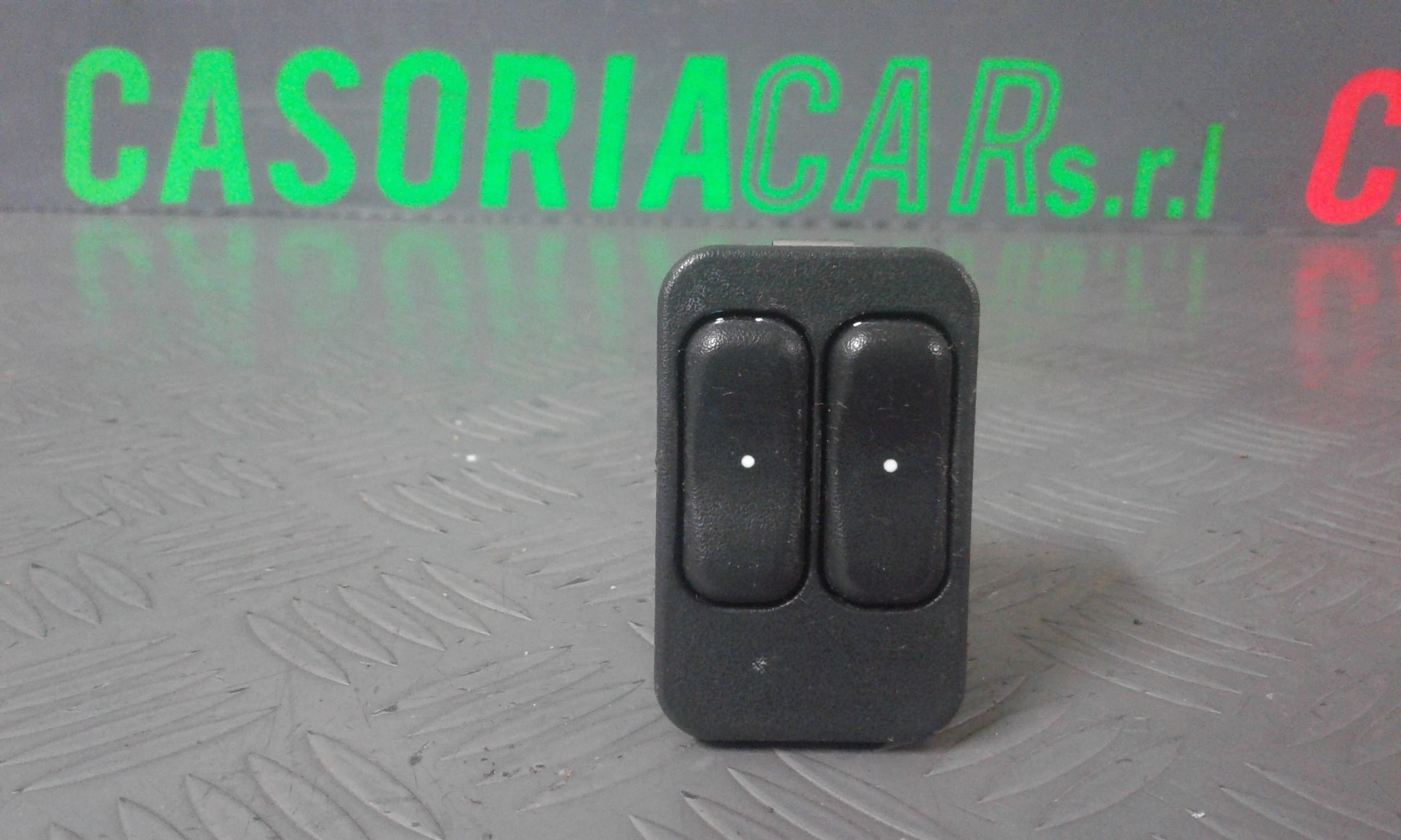 Pulsantiera Anteriore Sinistra Guida OPEL Corsa C 5P 1 Serie