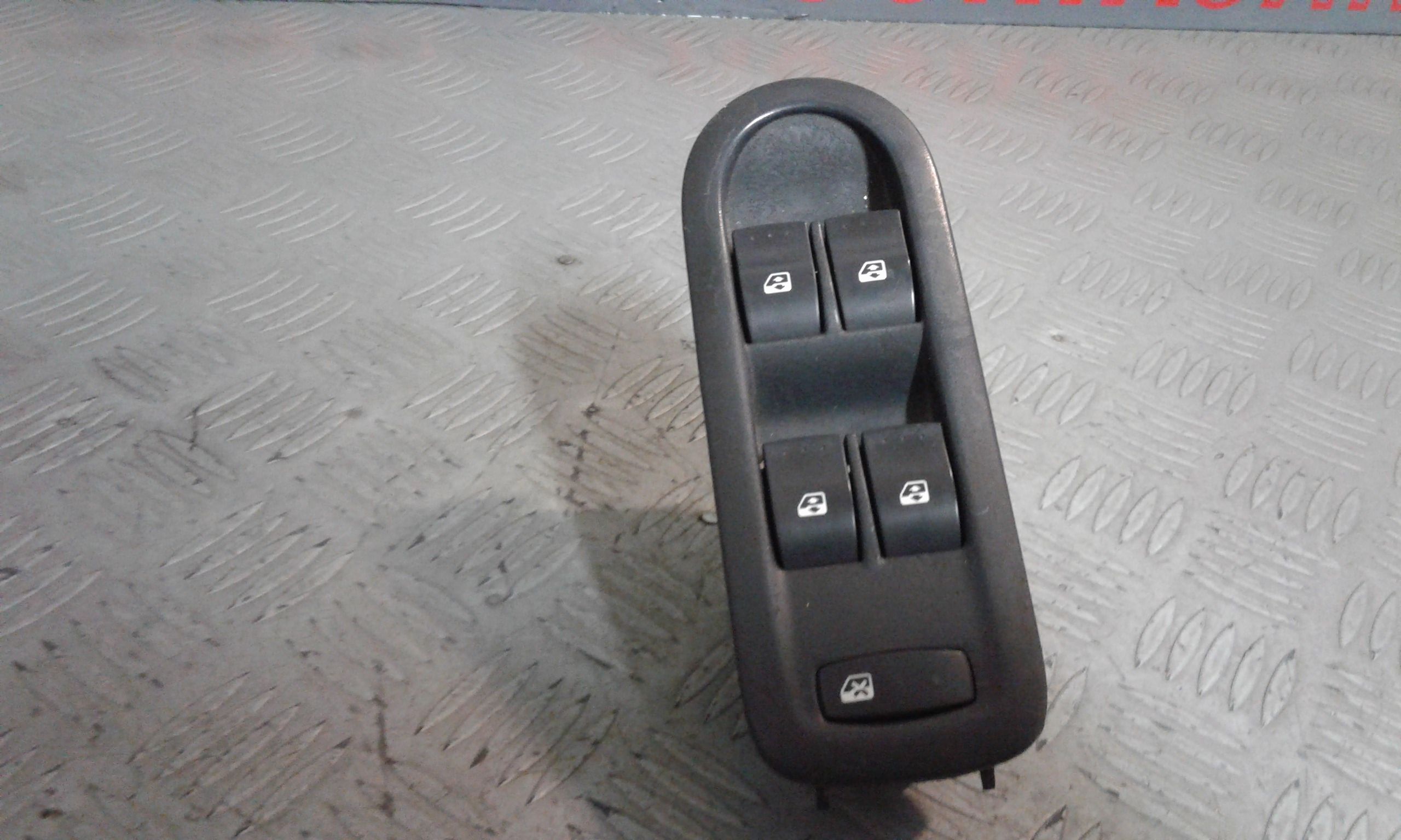 Pulsantiera Anteriore Sinistra Guida RENAULT Scenic 3 Serie