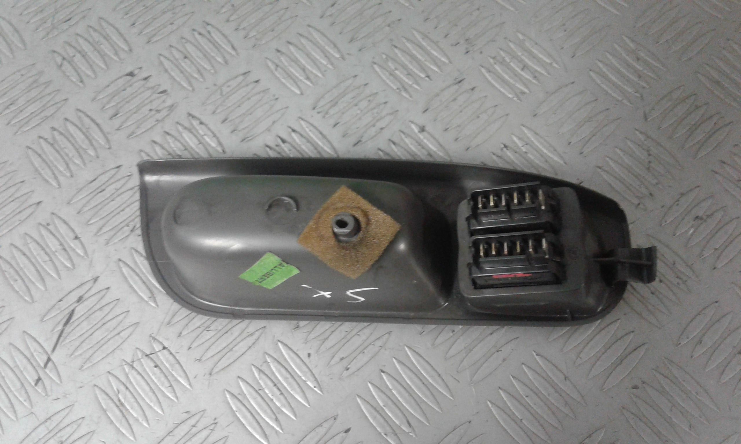 Pulsantiera Anteriore Sinistra Guida RENAULT Scenic 2 Serie