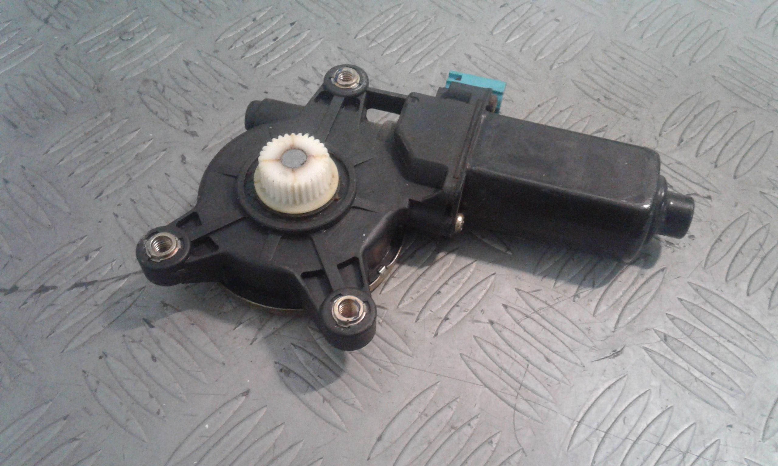 Motorino Alzavetro posteriore destra DAEWOO Tacuma Serie