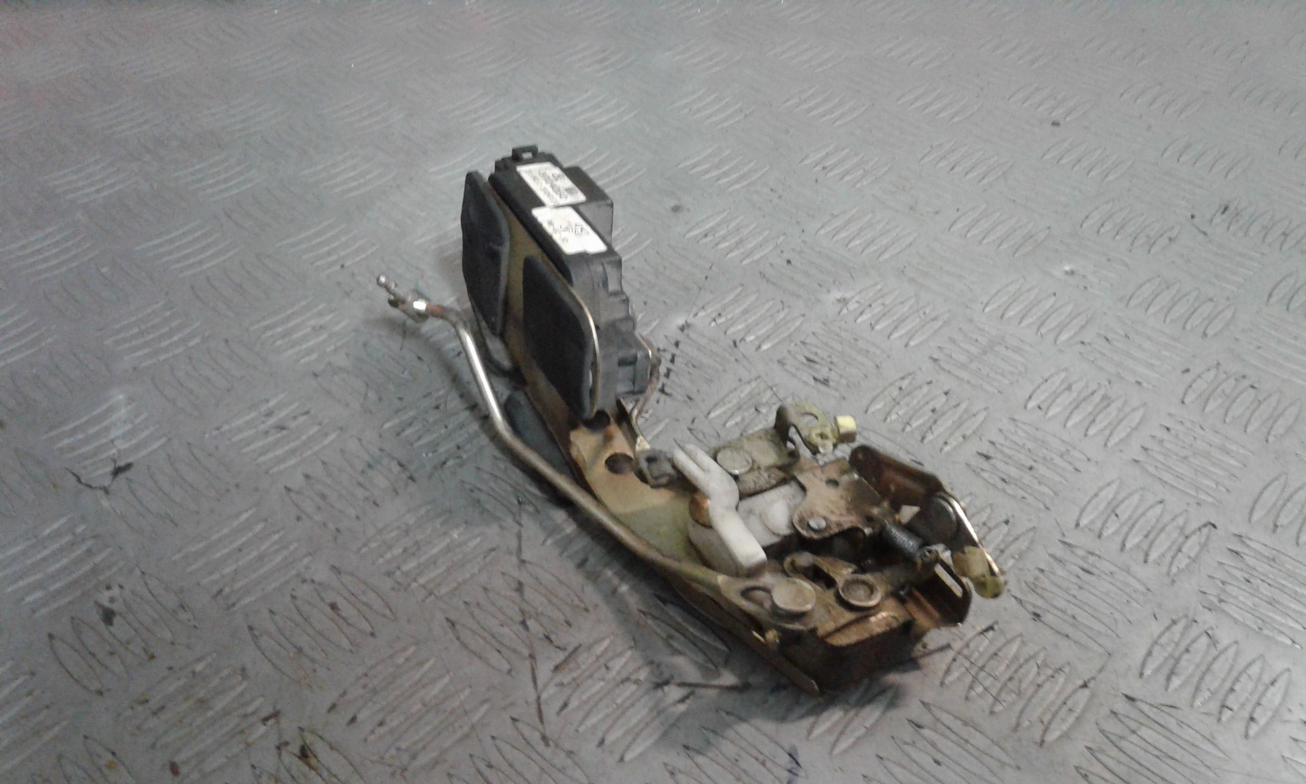 Serratura Anteriore Sinistra GAC GONOW GX6 Serie