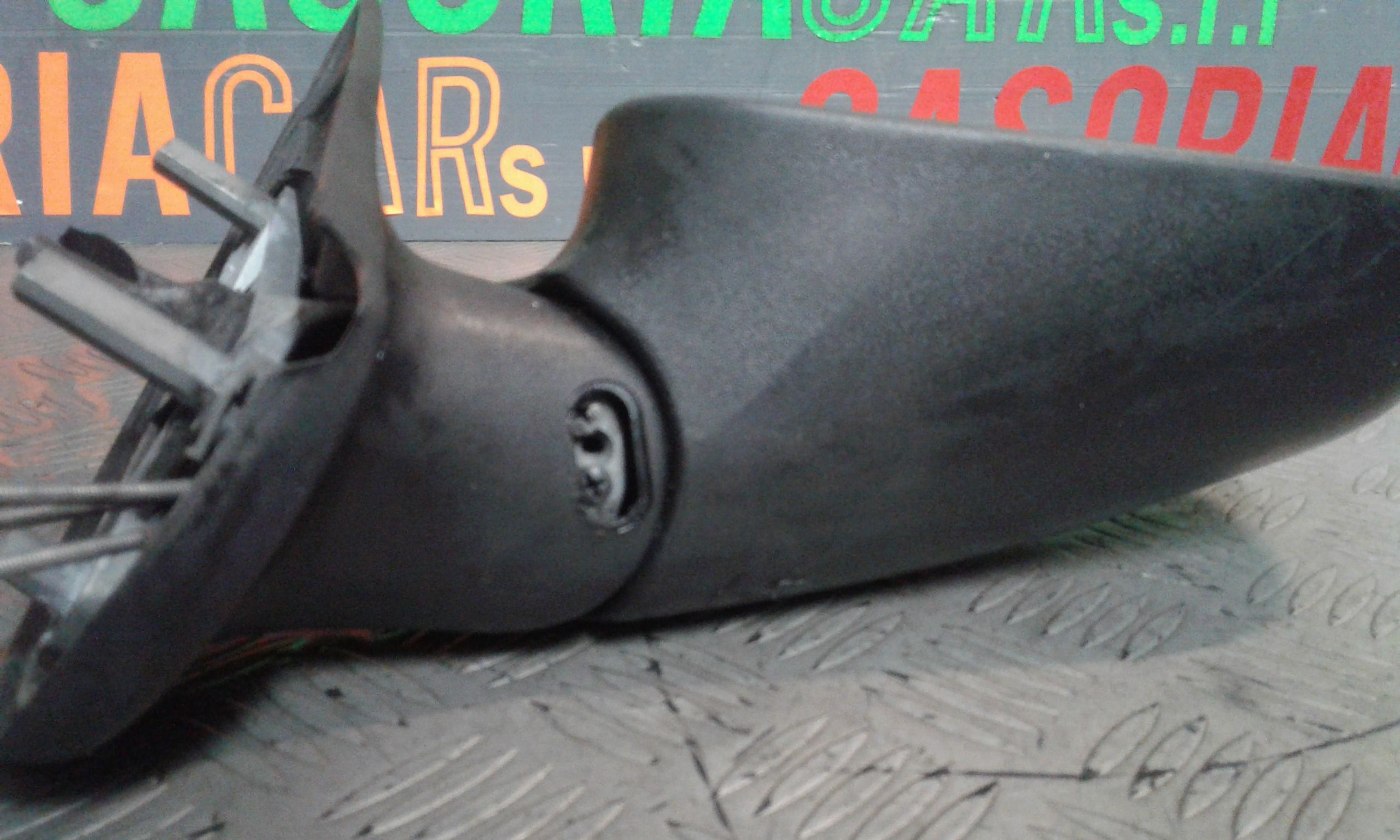 Specchietto Retrovisore Destro FIAT Punto Berlina 3P