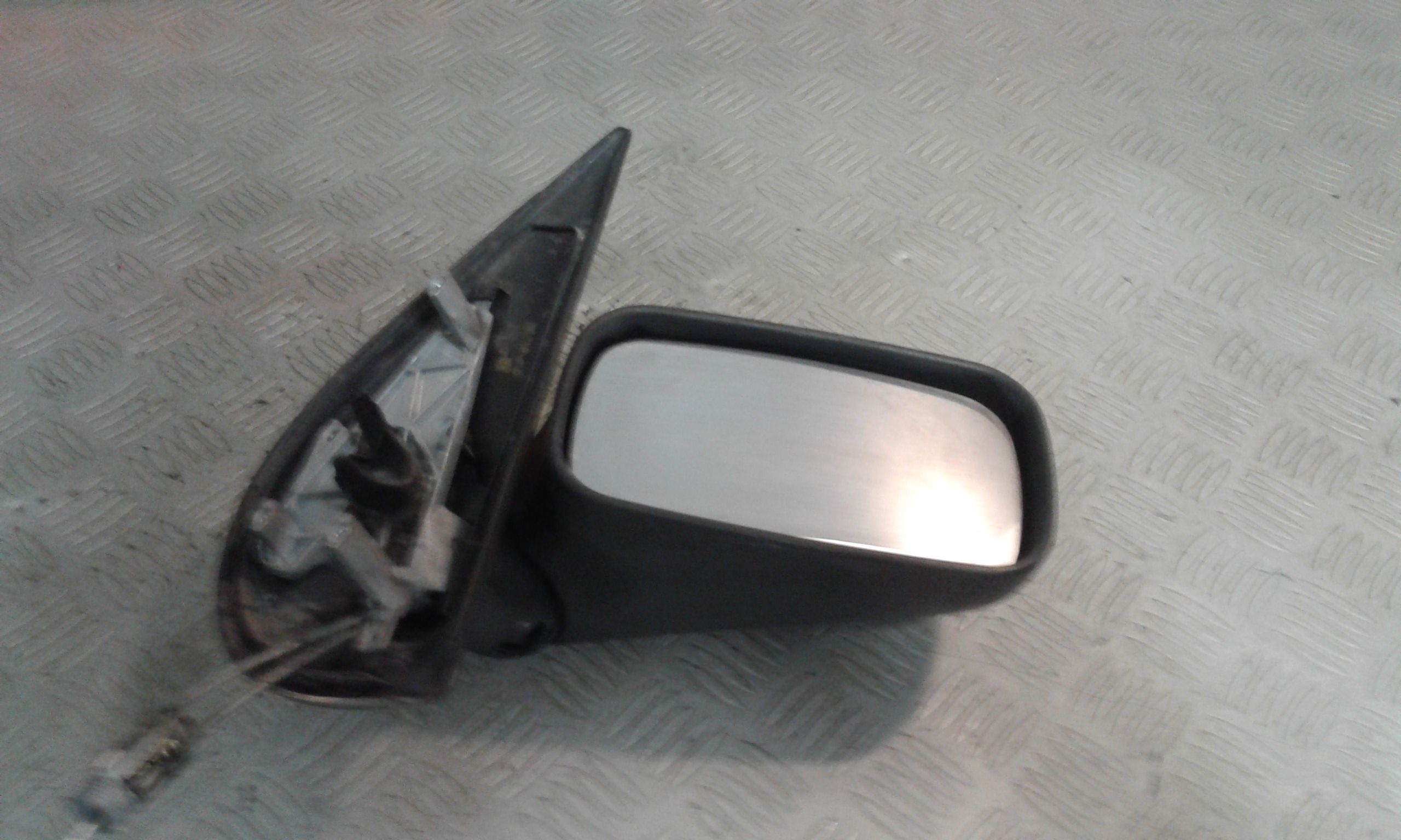 Specchietto Retrovisore Destro FIAT Punto Berlina 3P