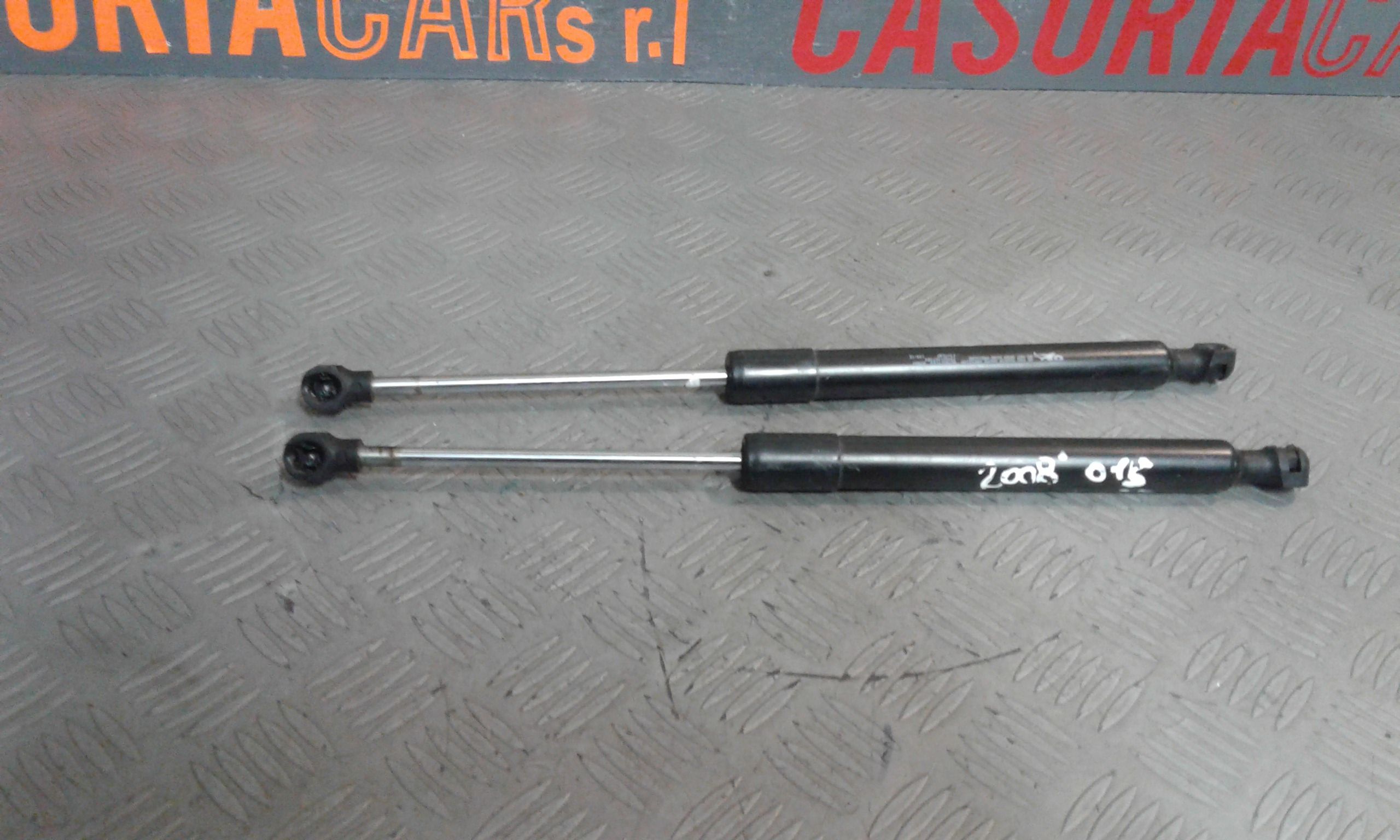 Pistoncini cofano Post. PEUGEOT 2008 1 Serie